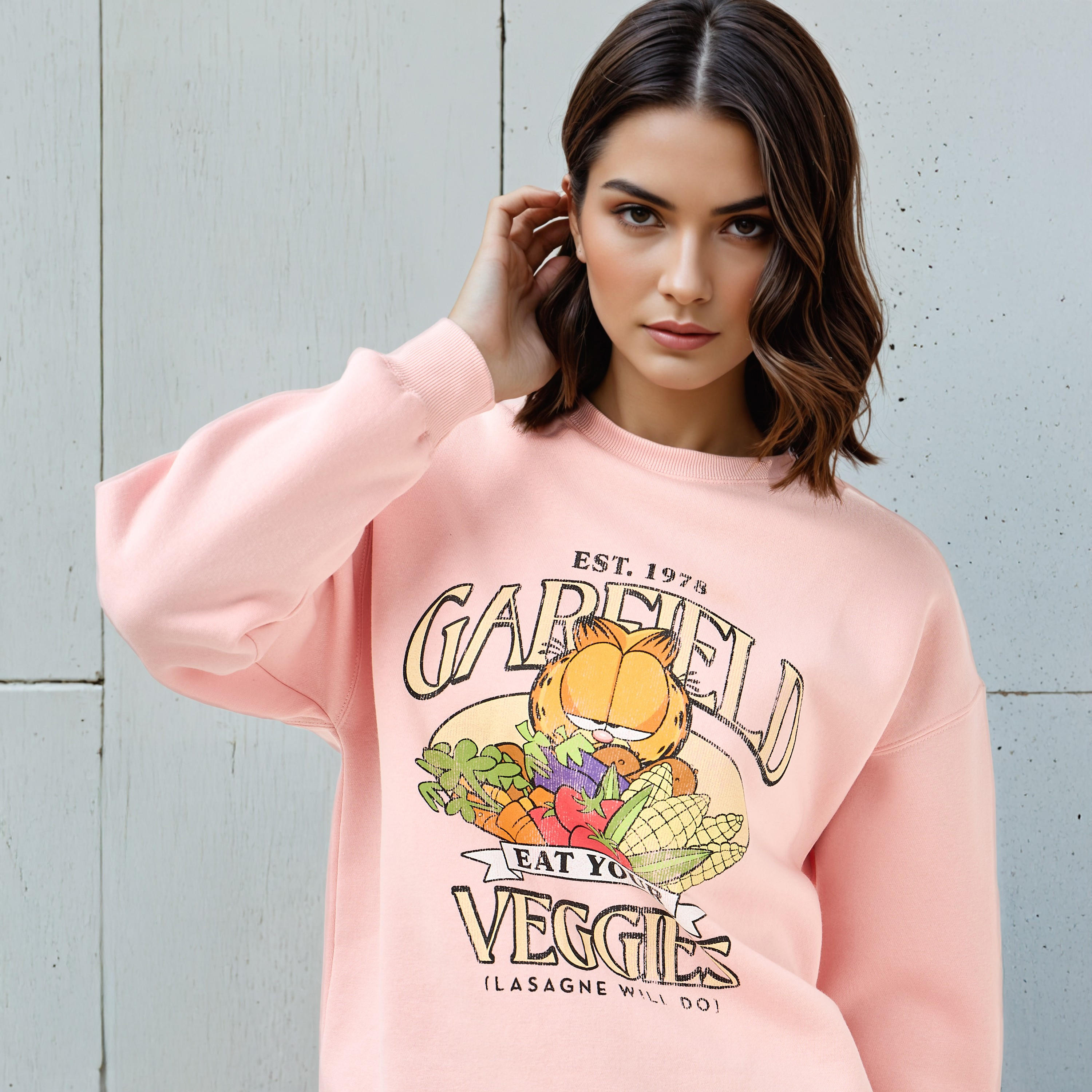 Garfield Print Crew Neck Sweatshirt-women-winterwear-hoodiesandsweatshirts-sweatshirts-image-4