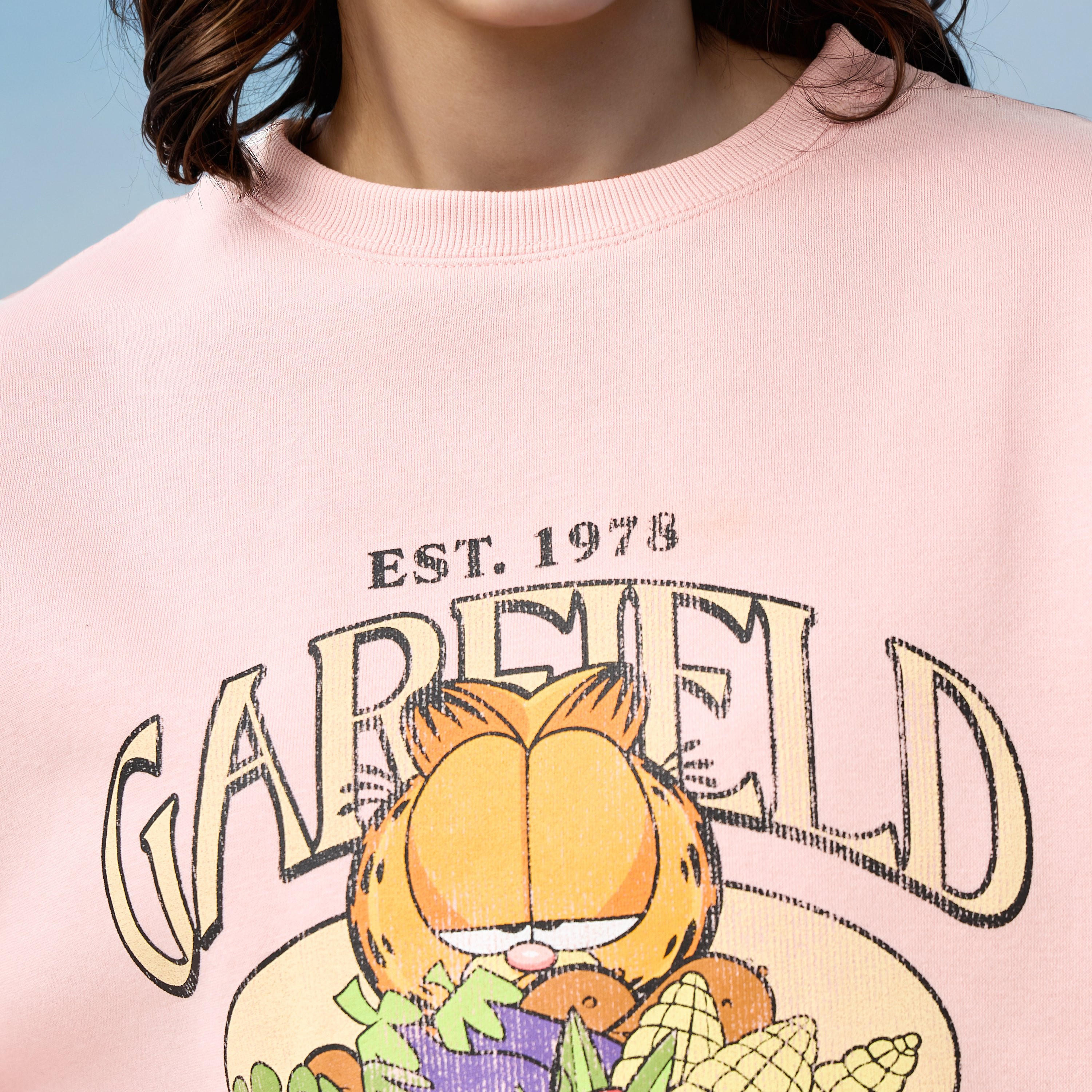 Garfield Print Crew Neck Sweatshirt-women-winterwear-hoodiesandsweatshirts-sweatshirts-image-5