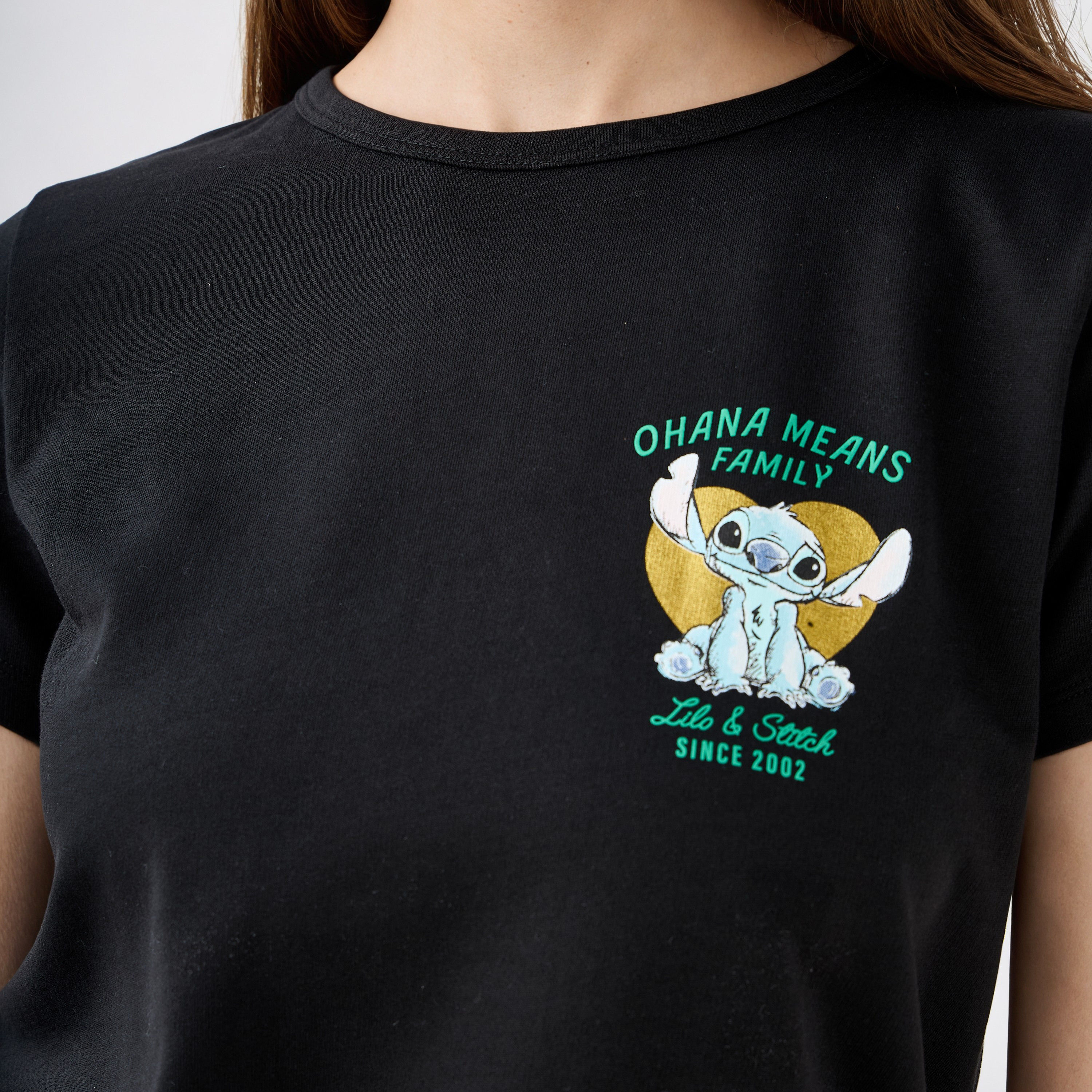 تيشيرت بياقة ضيقة وطبعات-women-clothing-tshirts-image-5