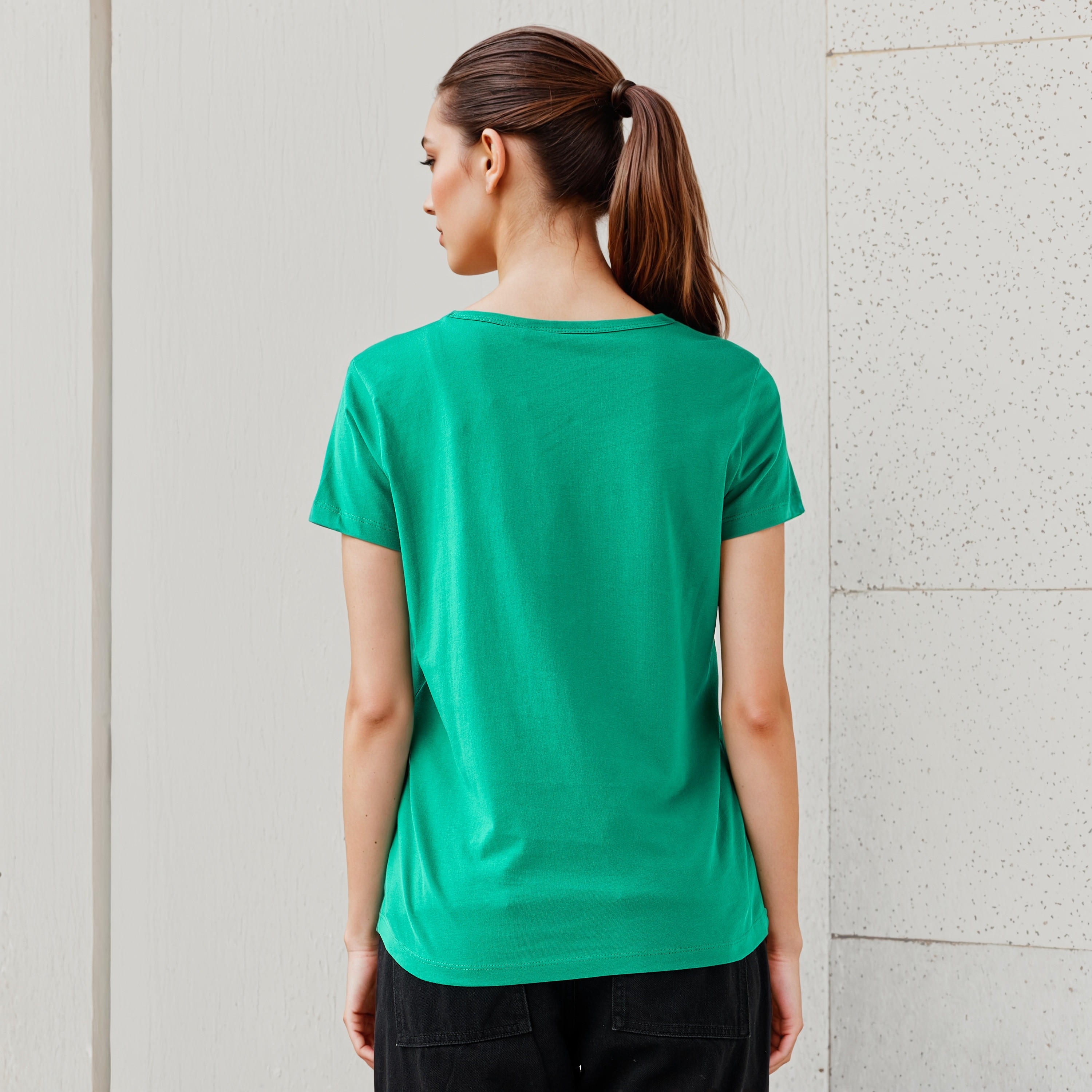 تيشيرت بياقة ضيقة وطبعات-women-clothing-tshirts-image-3