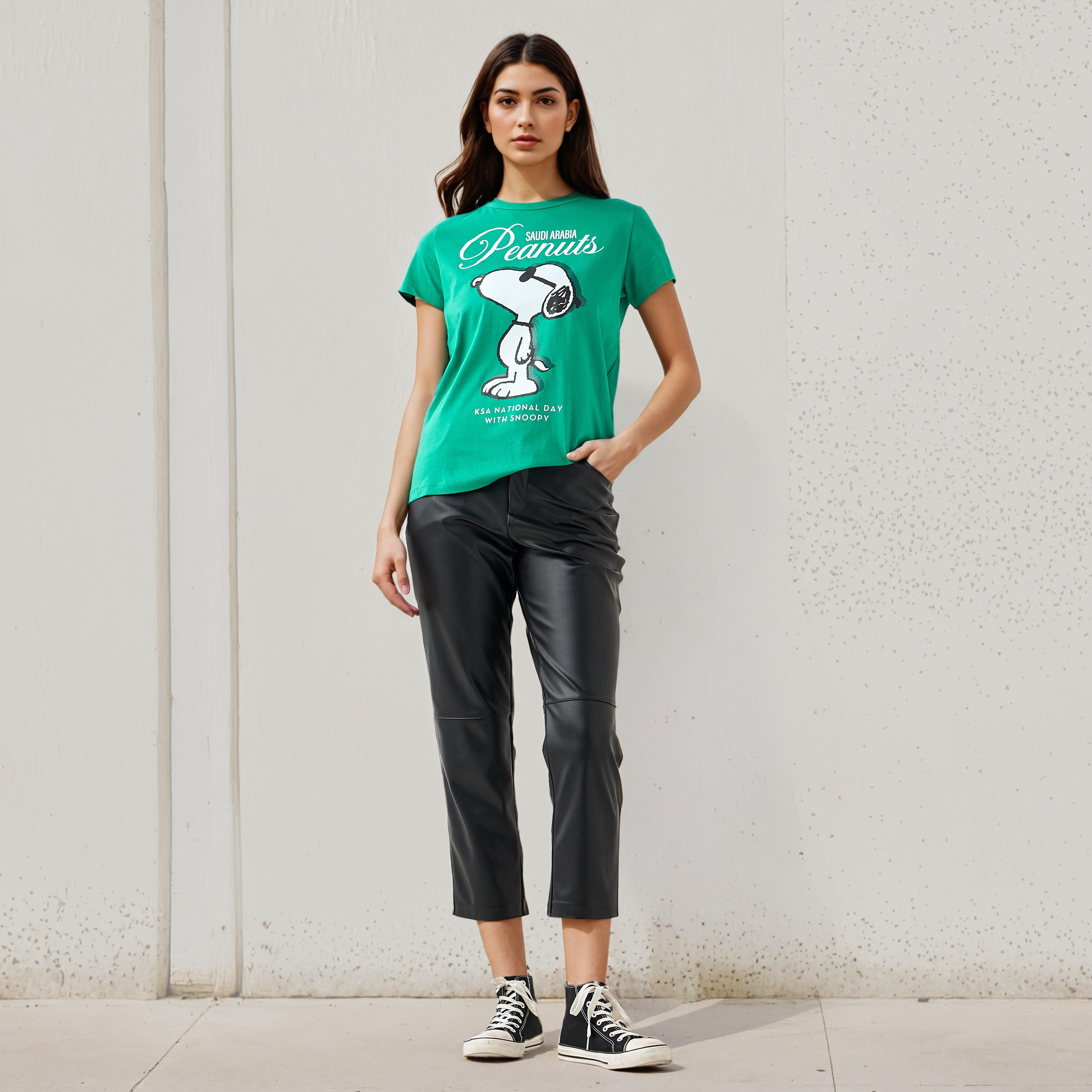 تيشيرت بياقة ضيقة وطبعات اليوم الوطني السعودي-women-clothing-tshirts-image-2