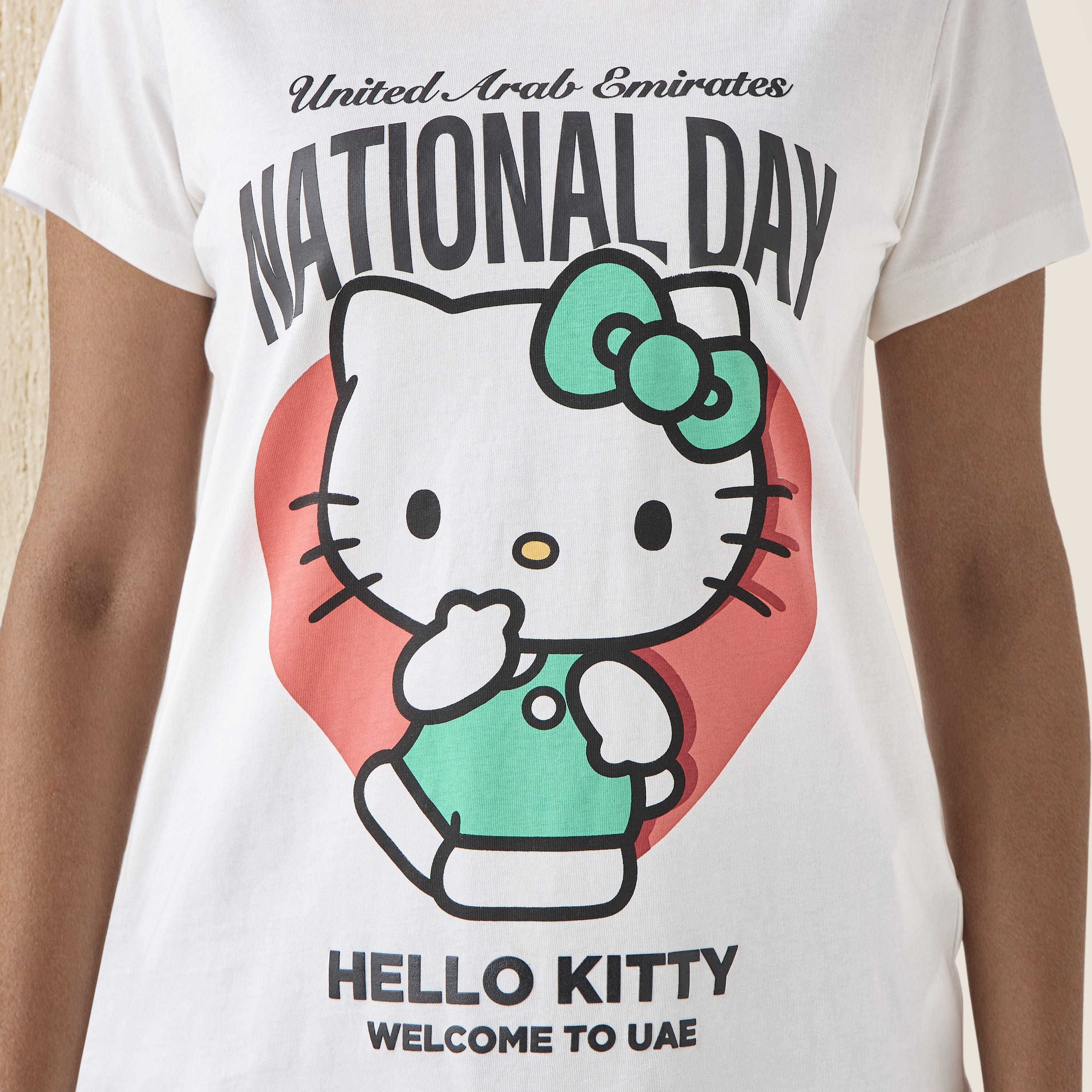 تيشيرت قطن بطبعات هالو كيتي واليوم الوطني للإمارات-women-clothing-tshirts-image-5