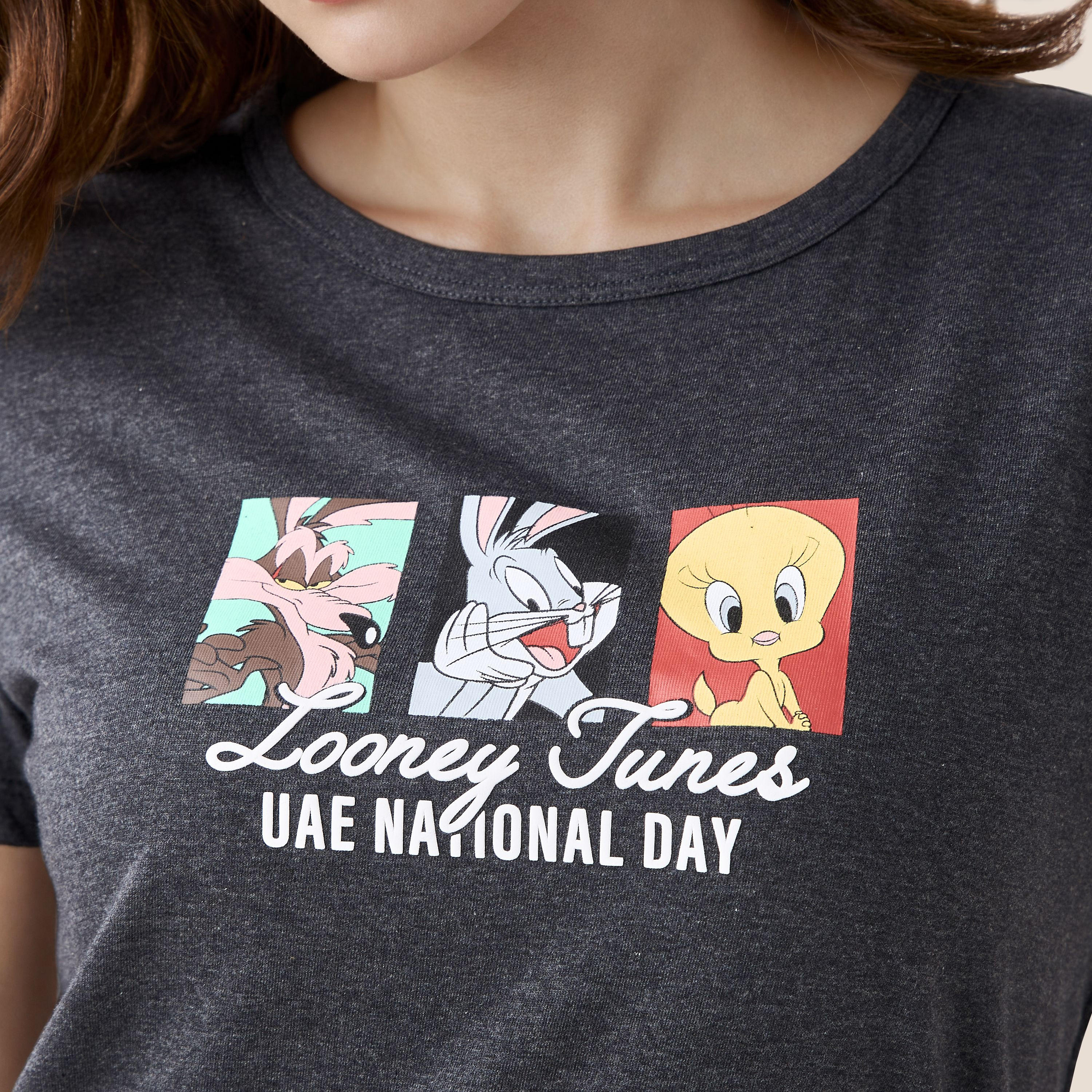 Looney Tunes Cotton T-shirt with Looney Tunes UAE National Day Print-women-clothing-tshirts-image-5