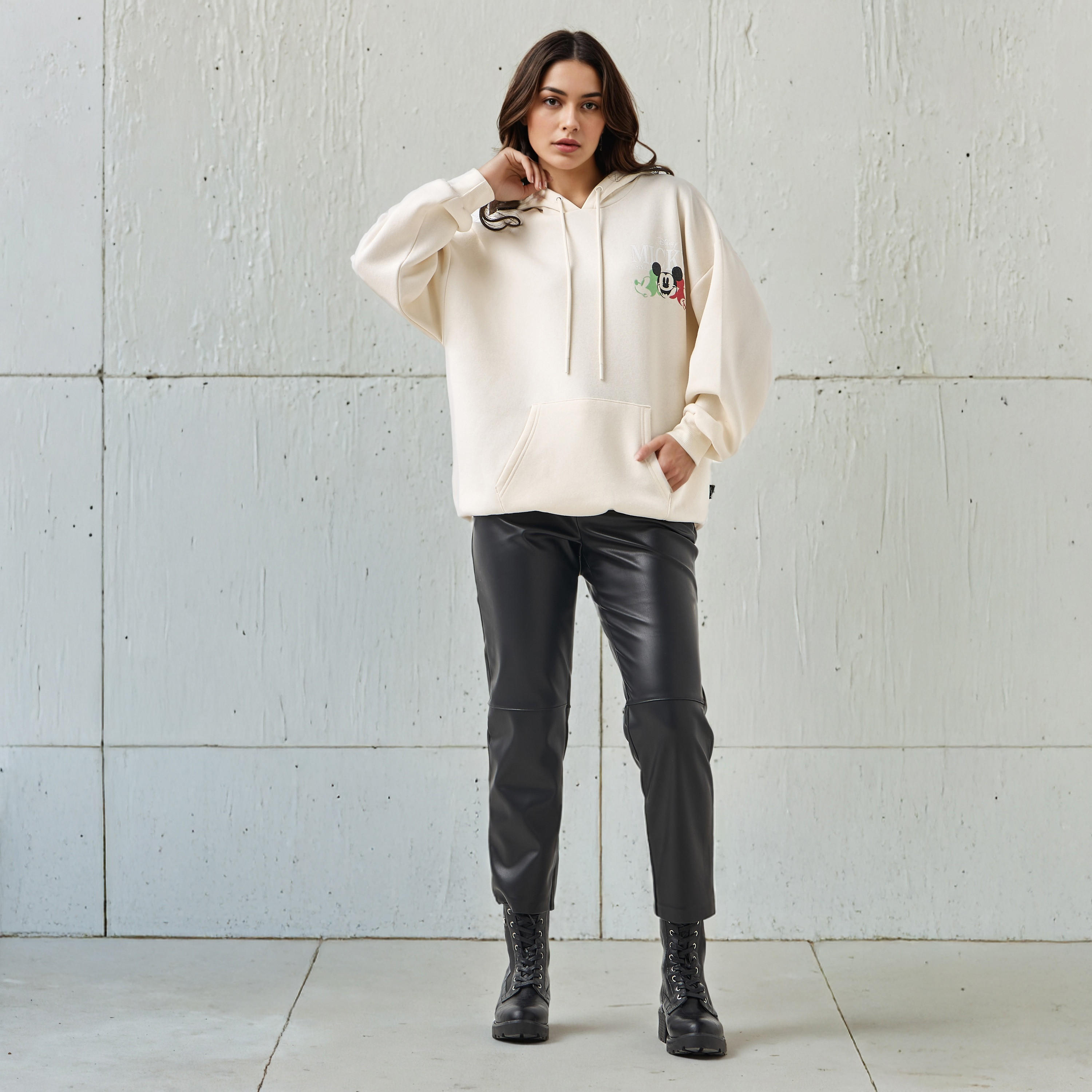 Mickey Mouse Oversized Hoodie with UAE National Day Print-women-winterwear-hoodiesandsweatshirts-hoodies-image-2