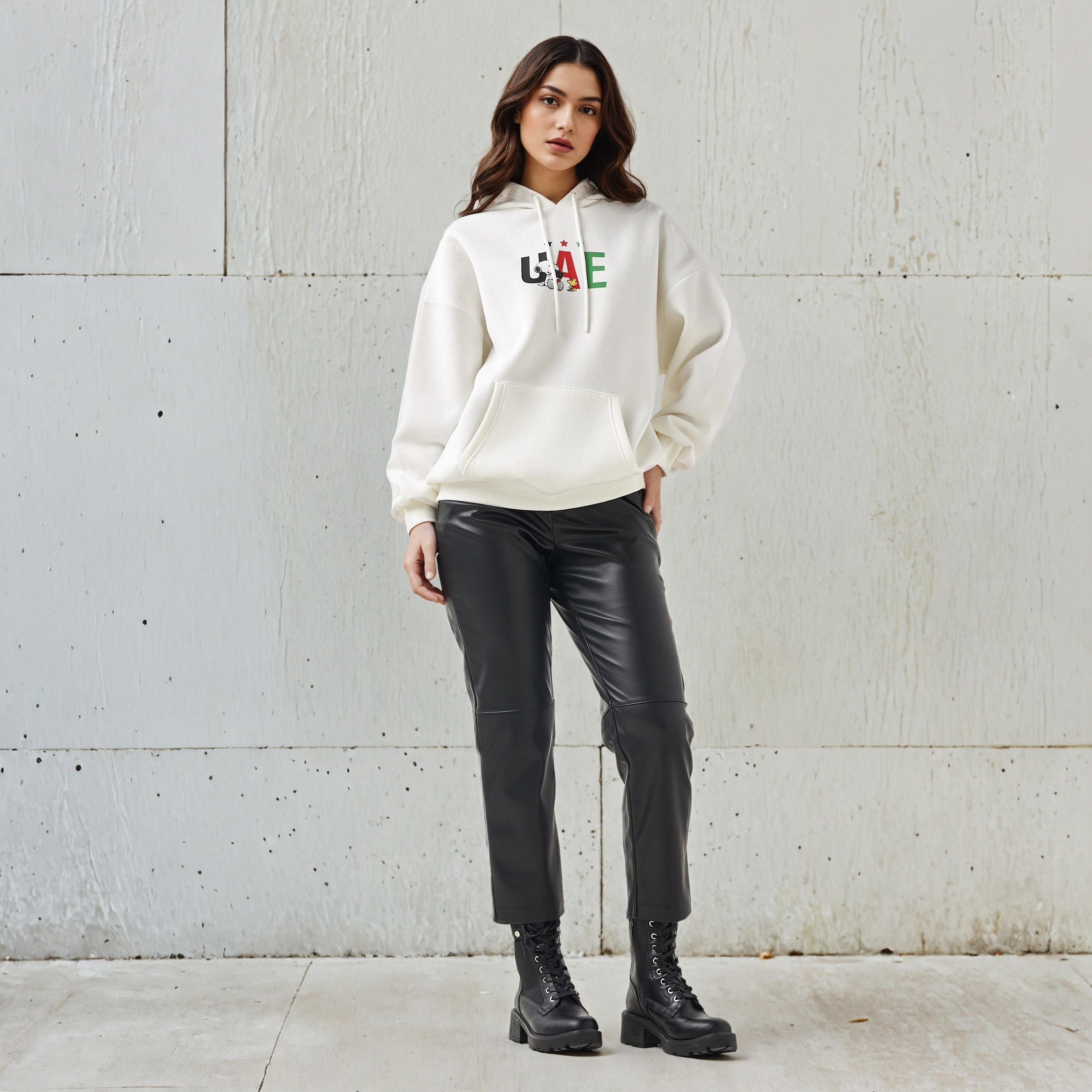 هودي فضفاض بطبعات-women-winterwear-hoodiesandsweatshirts-hoodies-image-2