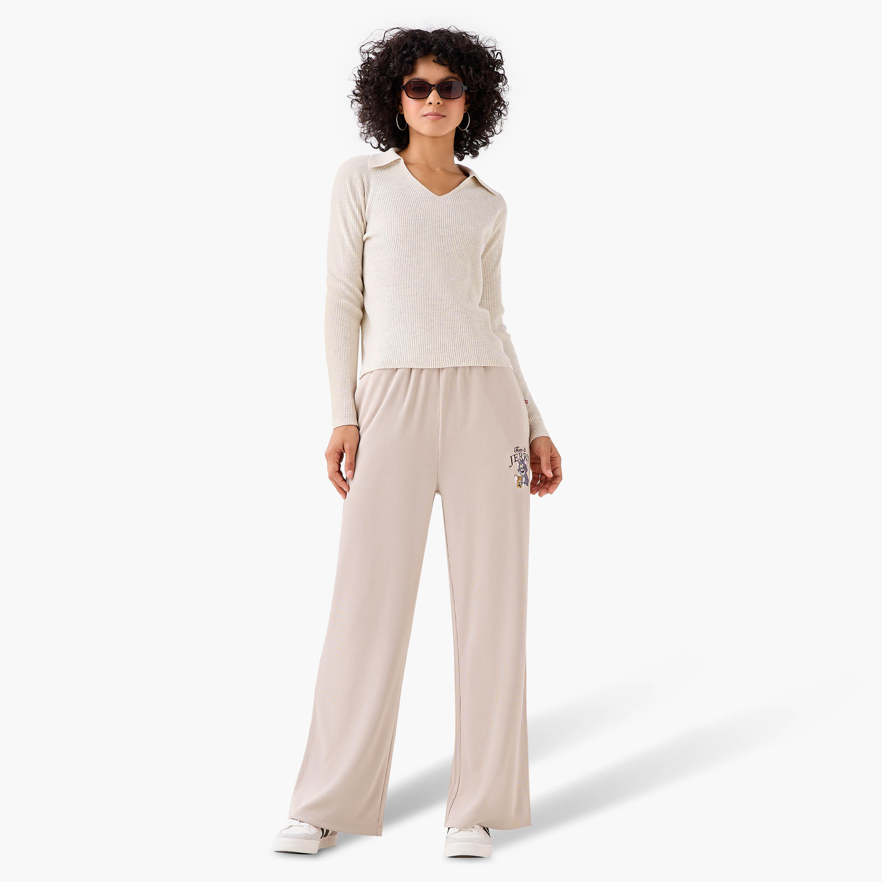 بنطلون رياضي توم وجيري بأرجل واسعة وخصر مريح-women-clothing-coordsets-image-3