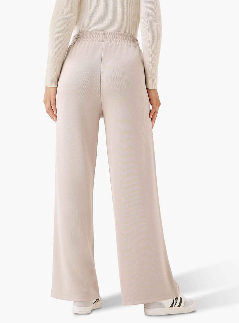 بنطلون رياضي توم وجيري بأرجل واسعة وخصر مريح-women-clothing-coordsets-image-5