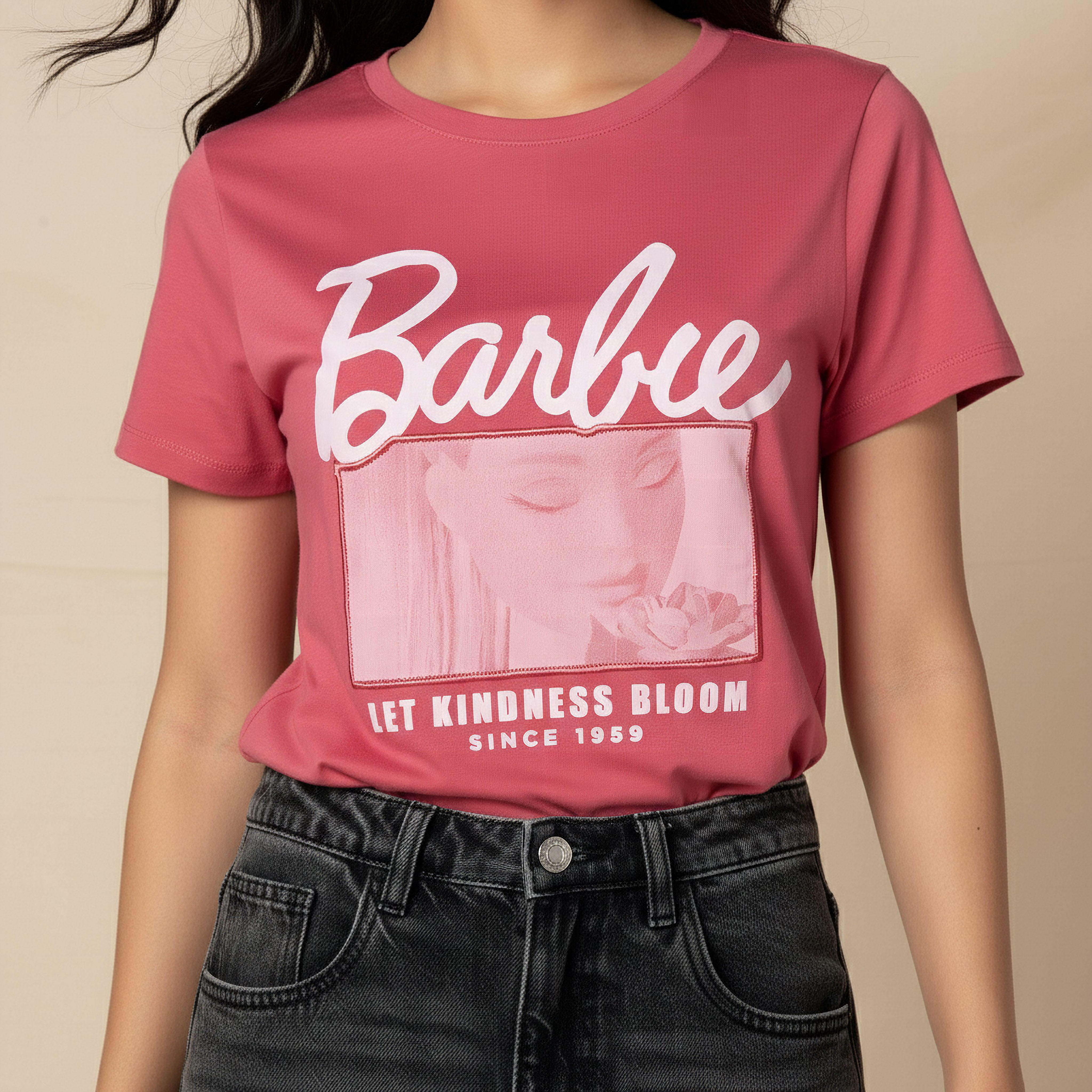 تي شيرت باربي من القطن-women-clothing-tshirts-image-3