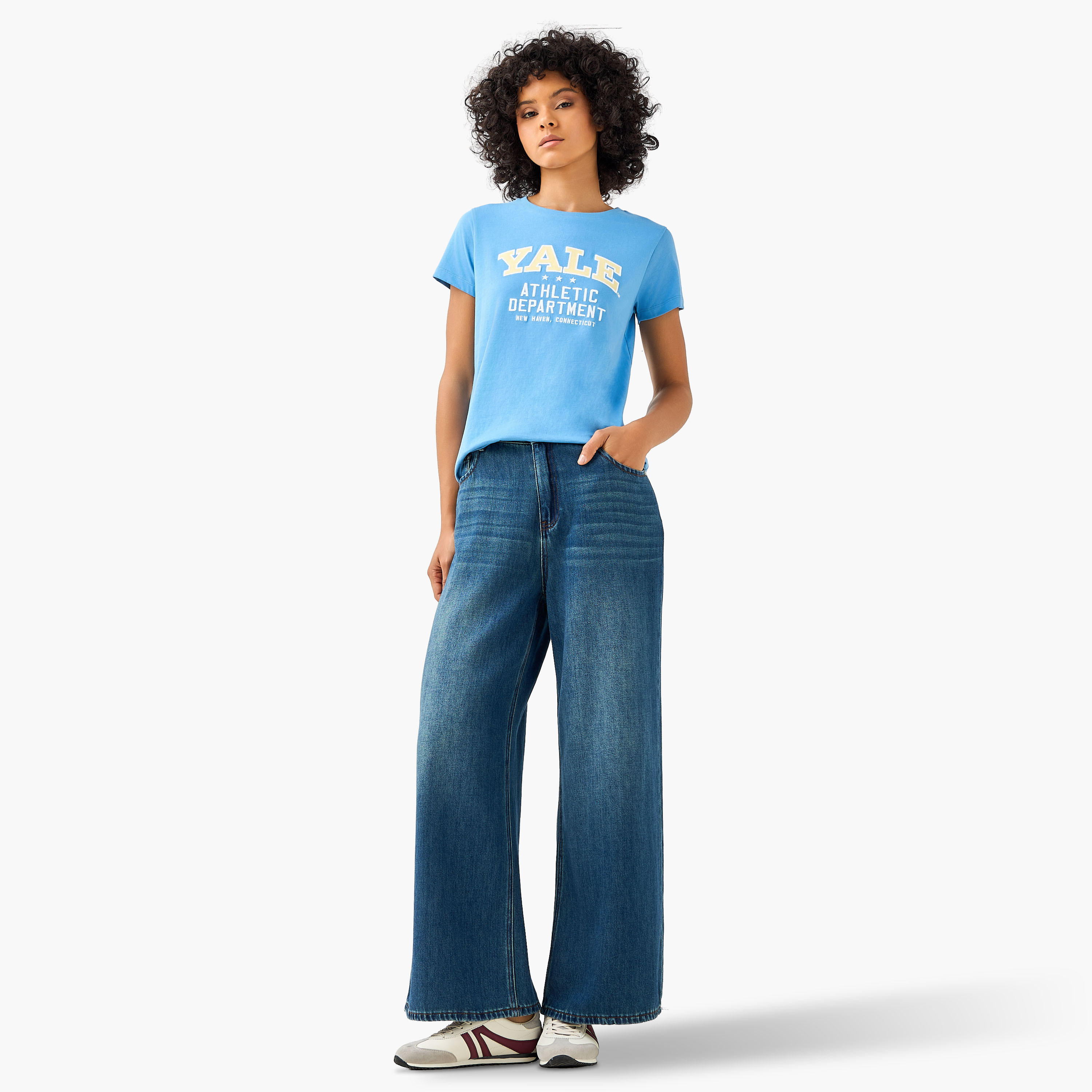 تيشيرت قطن بطبعة جامعة ييل-women-clothing-tshirts-image-4