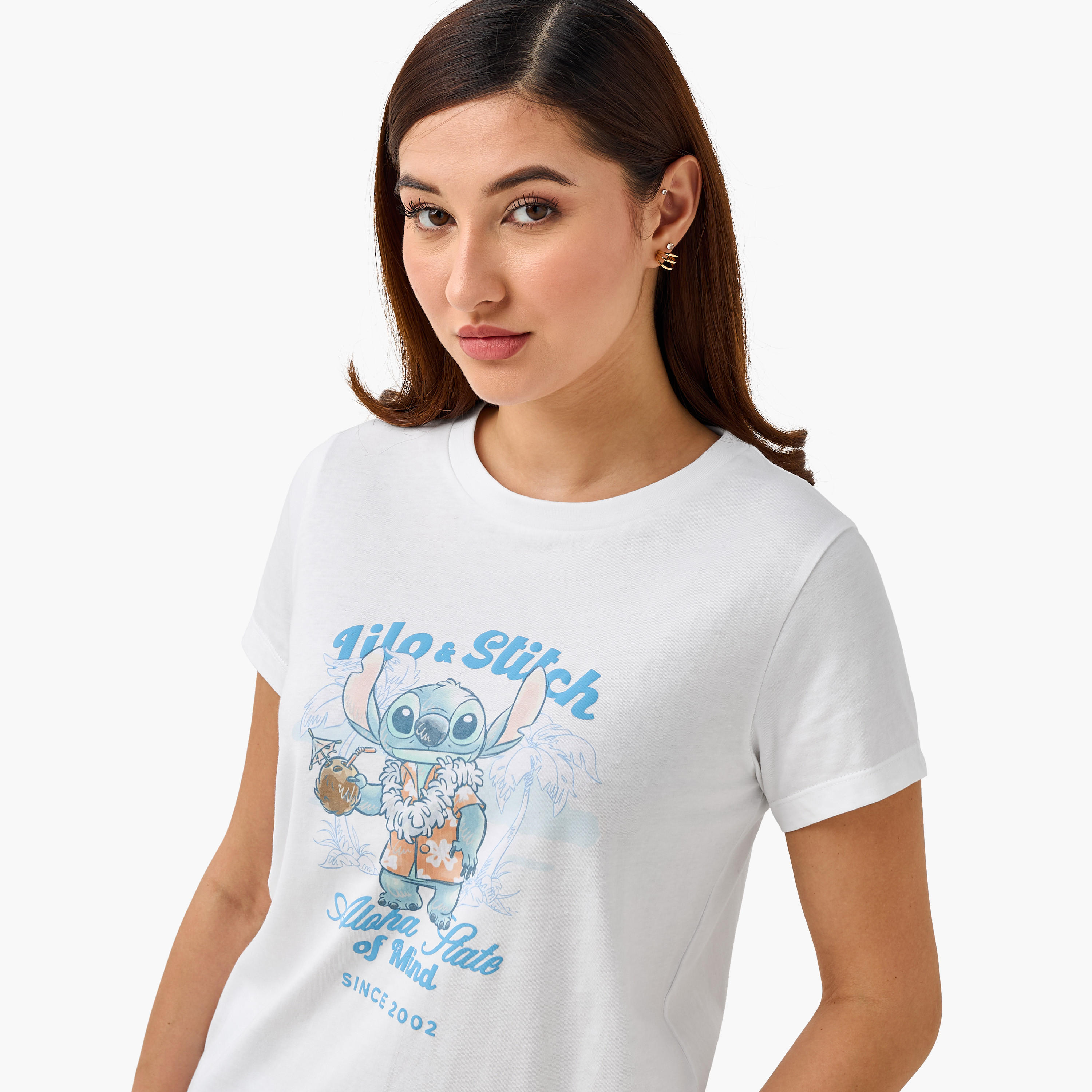 تيشيرت قطن بطبعة ليلو وستيتش-women-clothing-tshirts-image-6