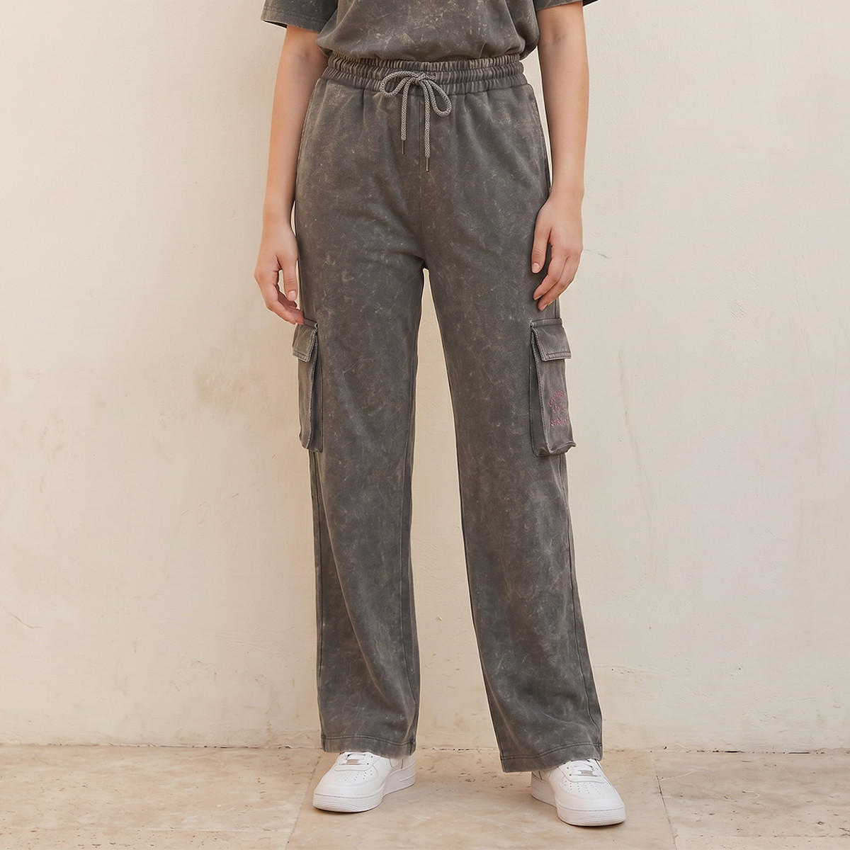 University of Cambridge Regular Fit Cotton Cargo Pants Acid Wash-women-clothing-bottoms-joggers-image-1