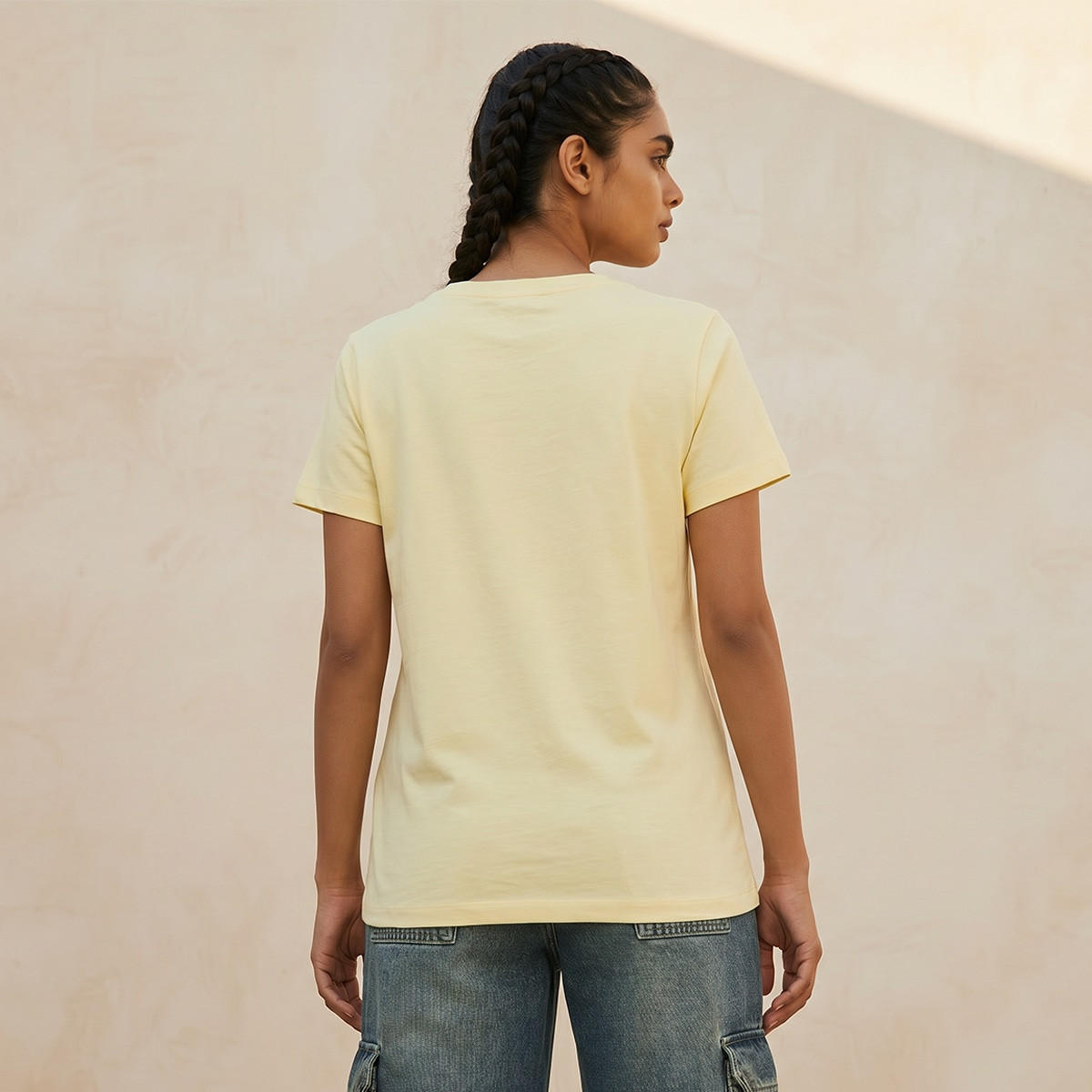 تيشيرت قطن فاست آند فيوريوس بياقة ضيقة-women-clothing-tshirts-image-4