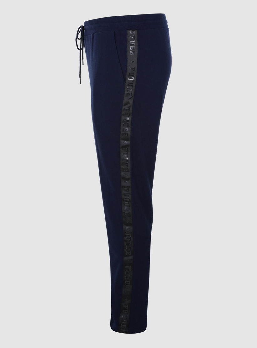 بنطال رياضي طويل بخصر مطاطي وشريط جانبي-men-clothing-bottoms-trousersandchinos-trousers-image-3