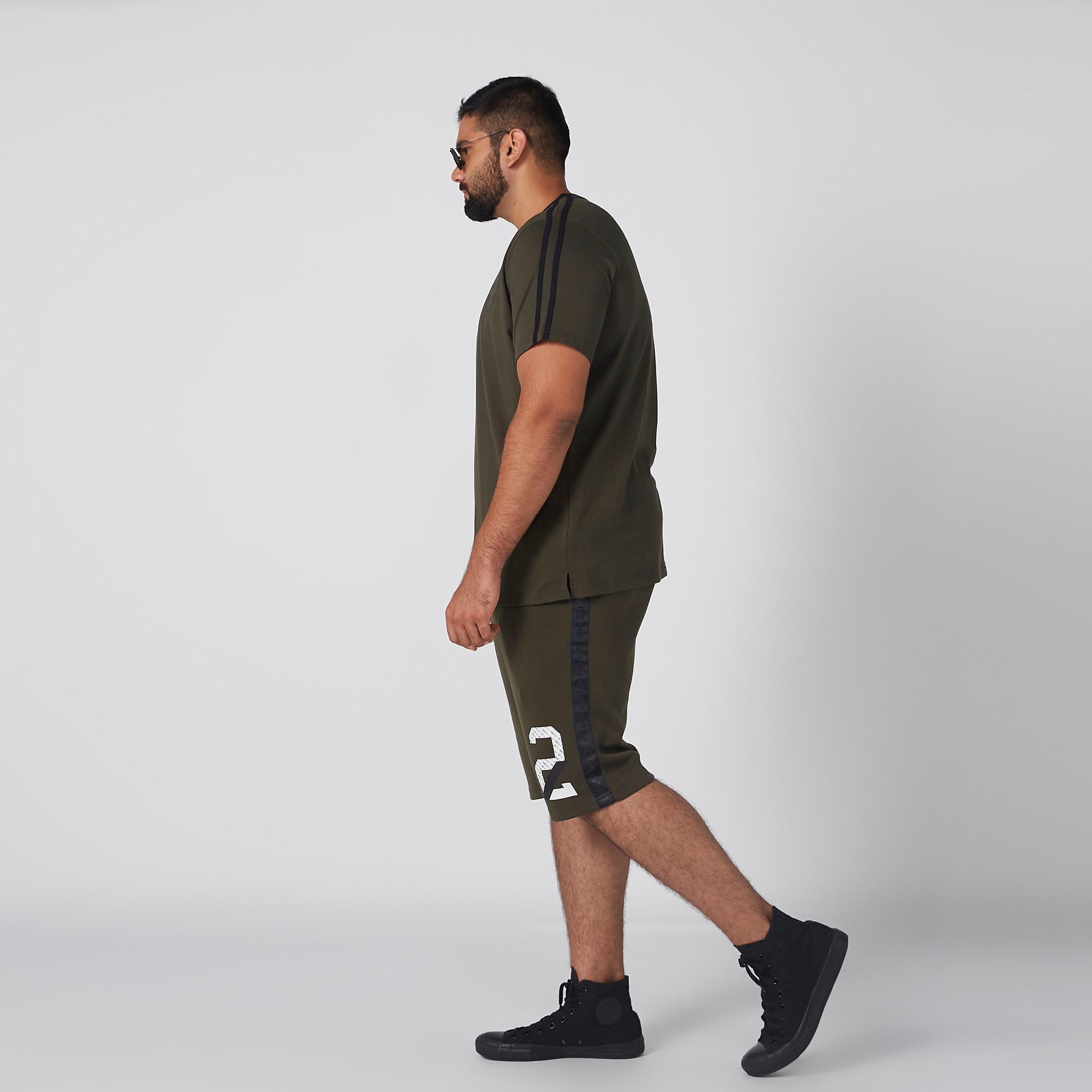 Round Neck T-Shirt with Short Sleeves-men-clothing-tshirtsandpolos-tshirts-image-3