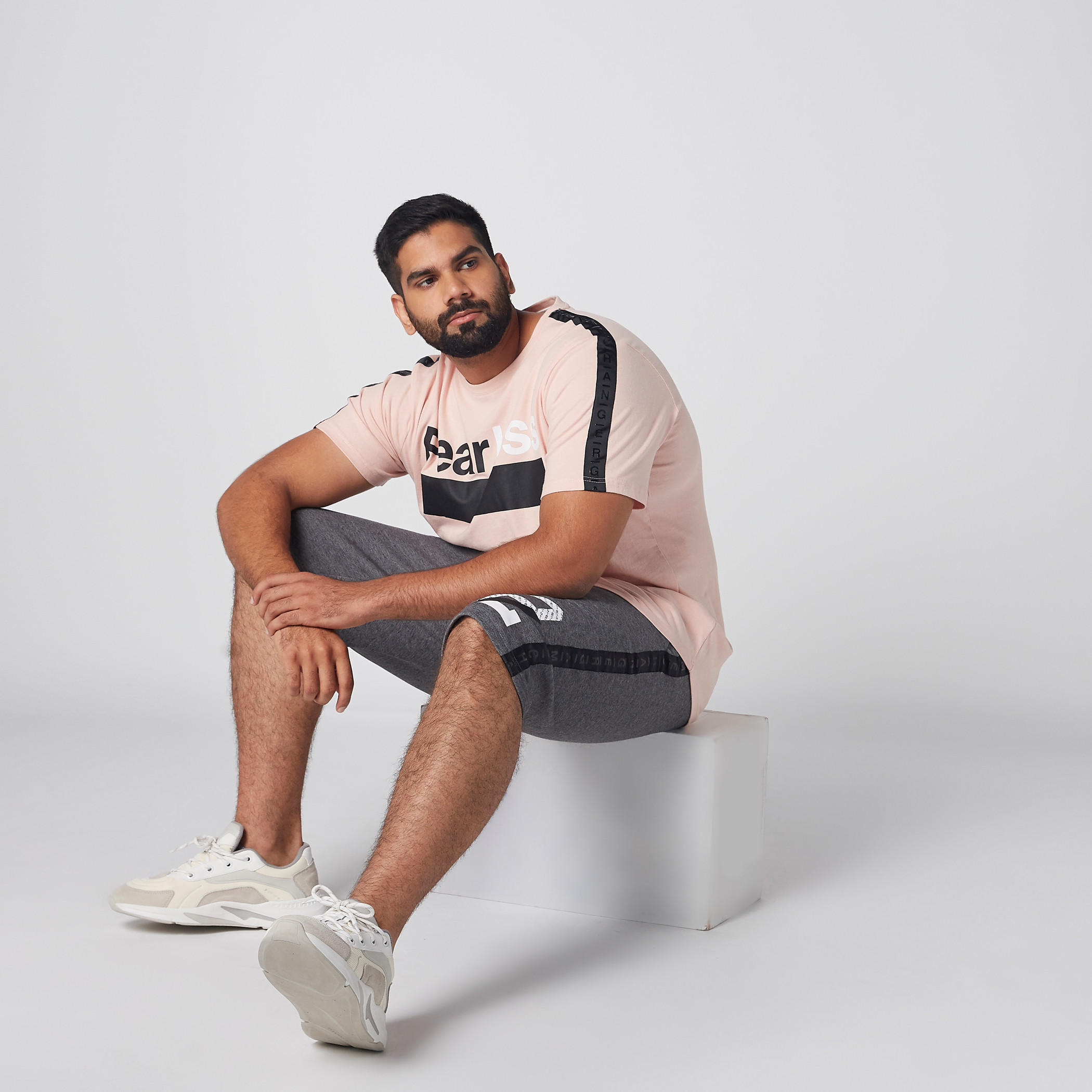 شورت برباط وجيوب وطبعات ميلانج-men-clothing-bottoms-shorts-image-4
