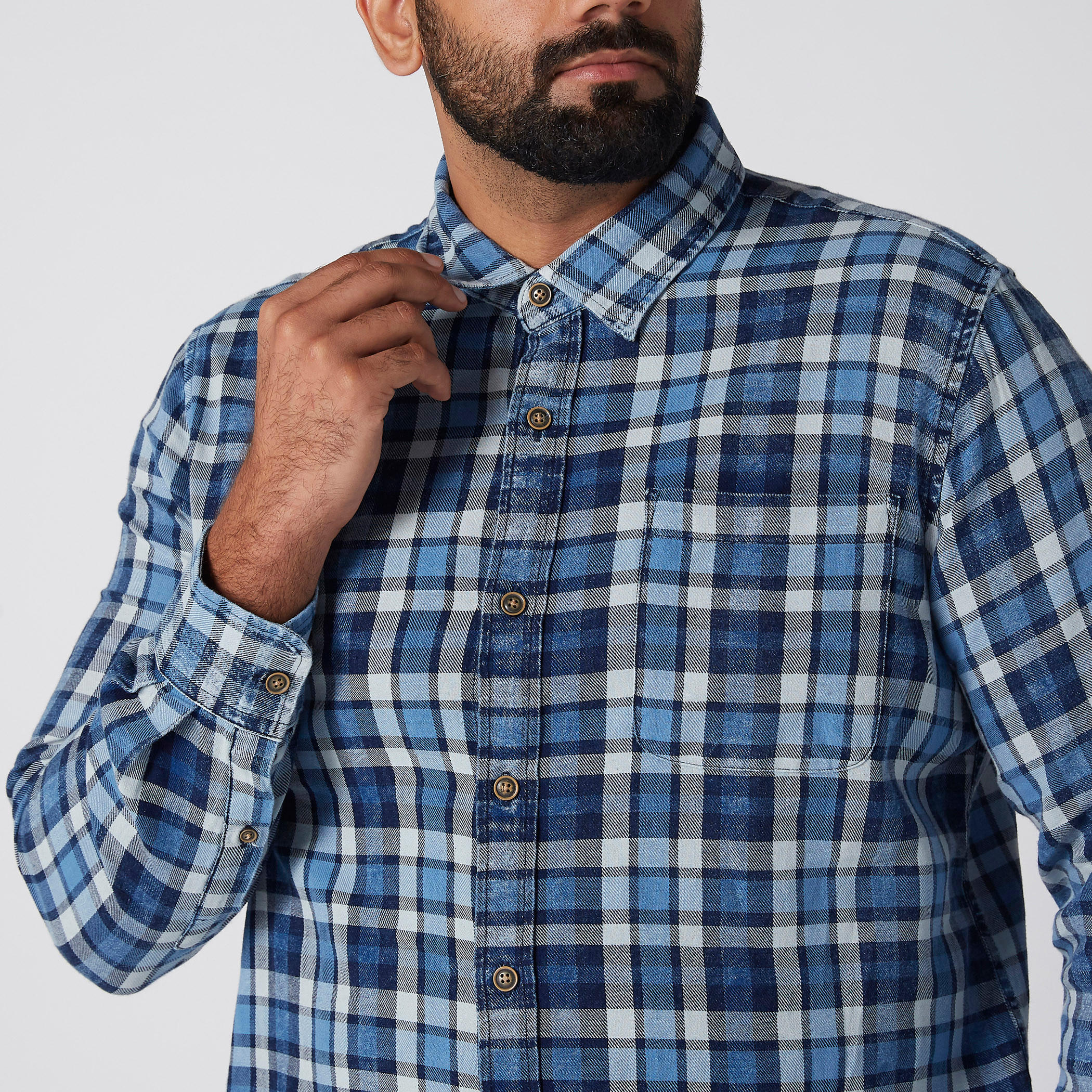 قميص كاروهات بأكمام طويلة وأزرار-men-clothing-shirts-image-5