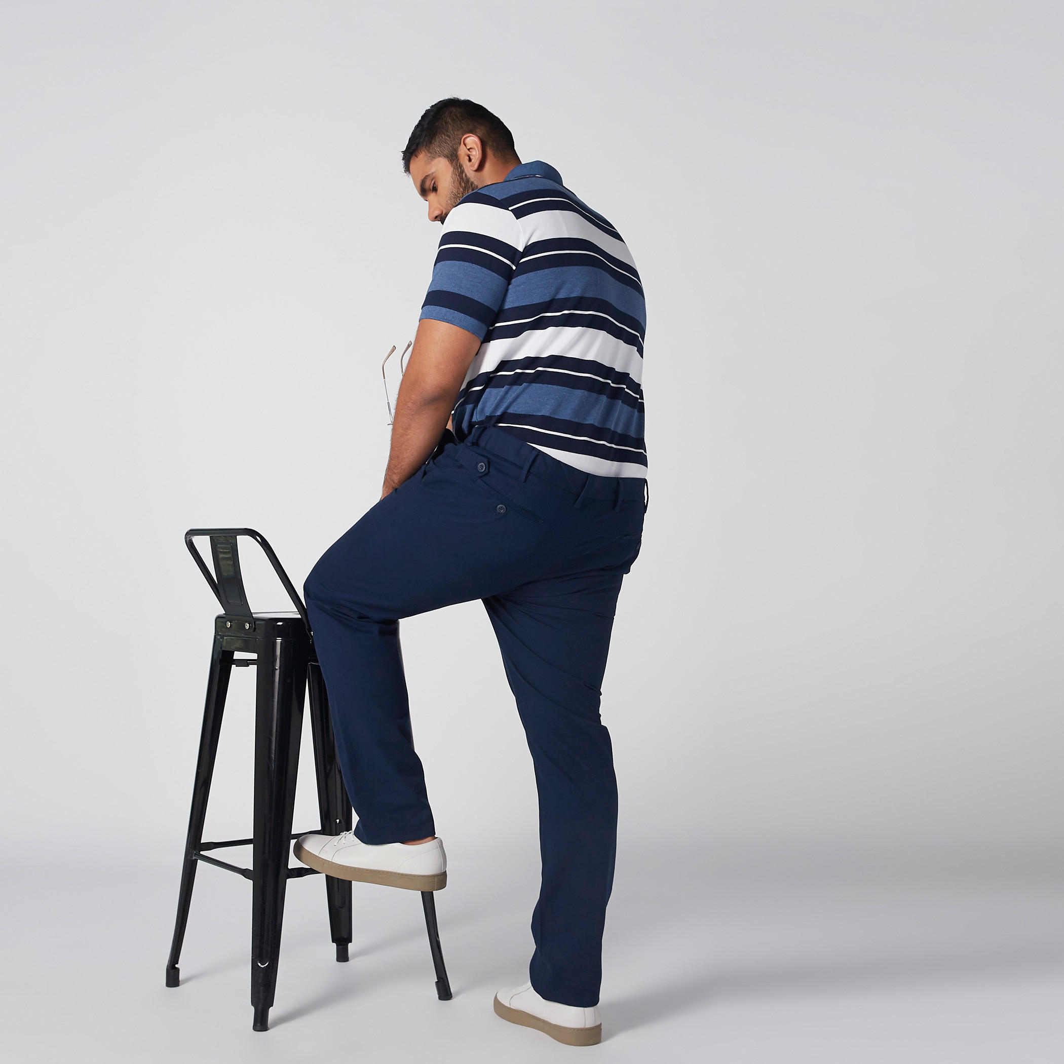 بنطال شينو طويل بزر إغلاق وجيوب-men-clothing-bottoms-trousersandchinos-trousers-image-5