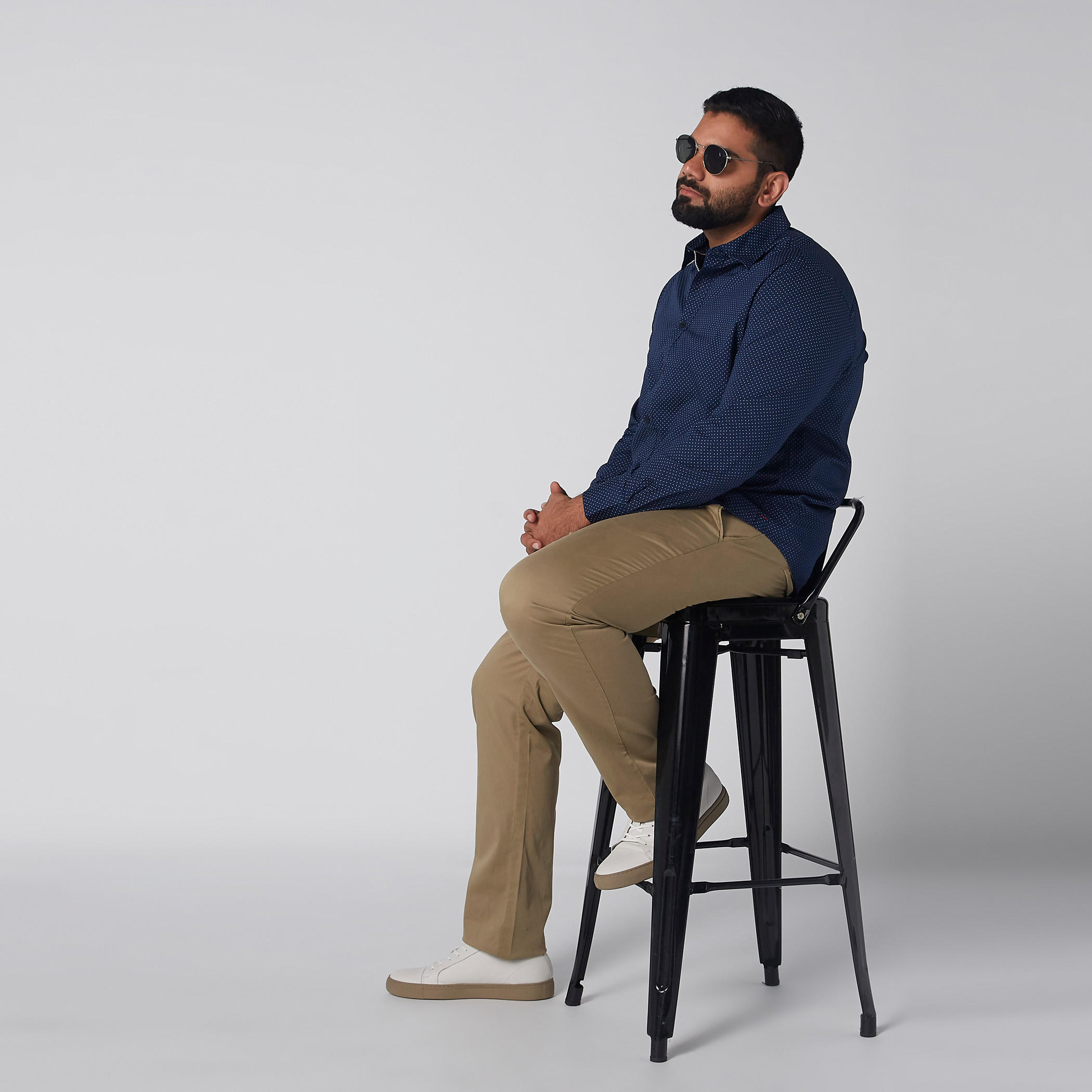 بنطال شينو طويل بزر إغلاق وجيوب-men-clothing-bottoms-trousersandchinos-trousers-image-2