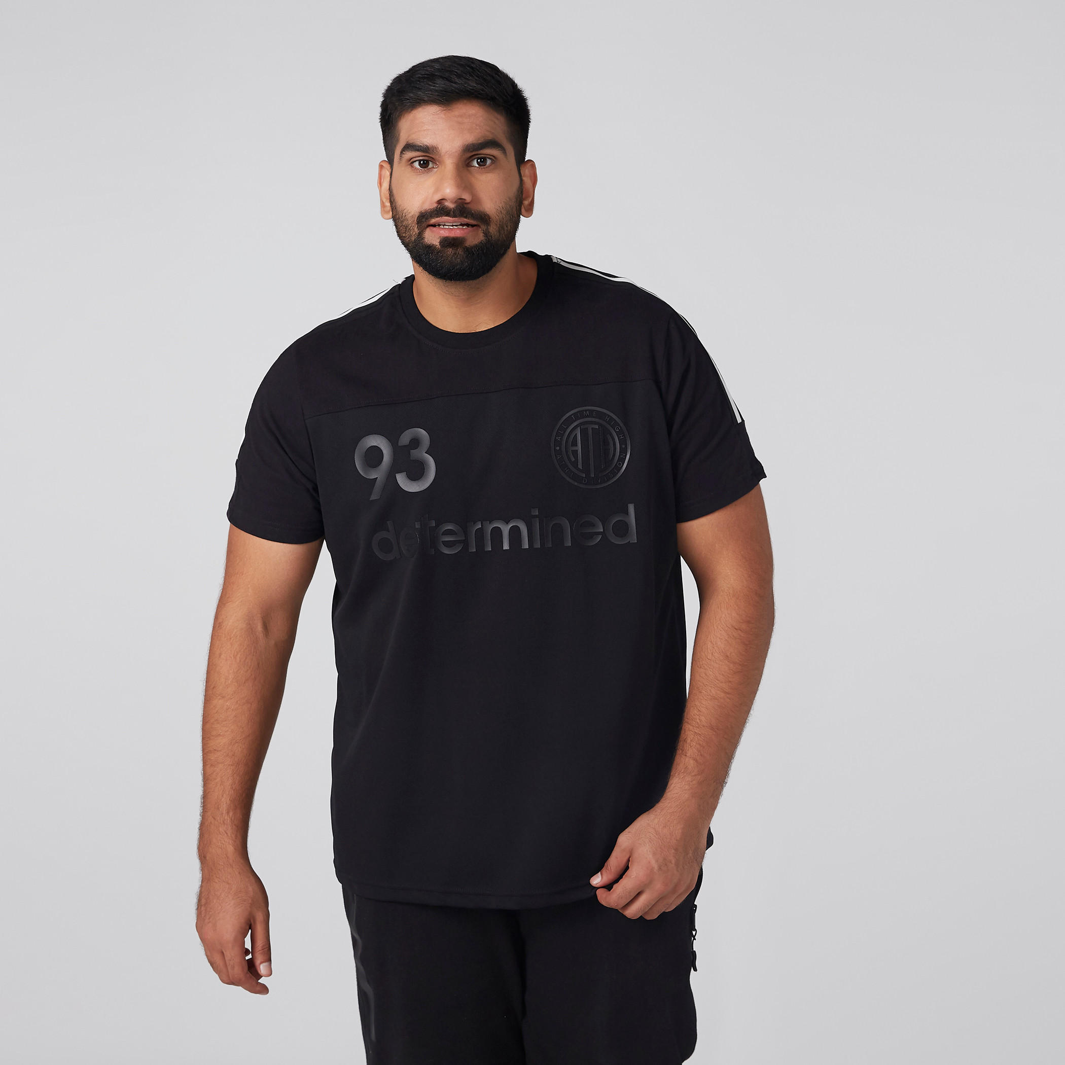 Printed T-Shirt with Crew Neck-men-clothing-tshirtsandpolos-tshirts-image-1