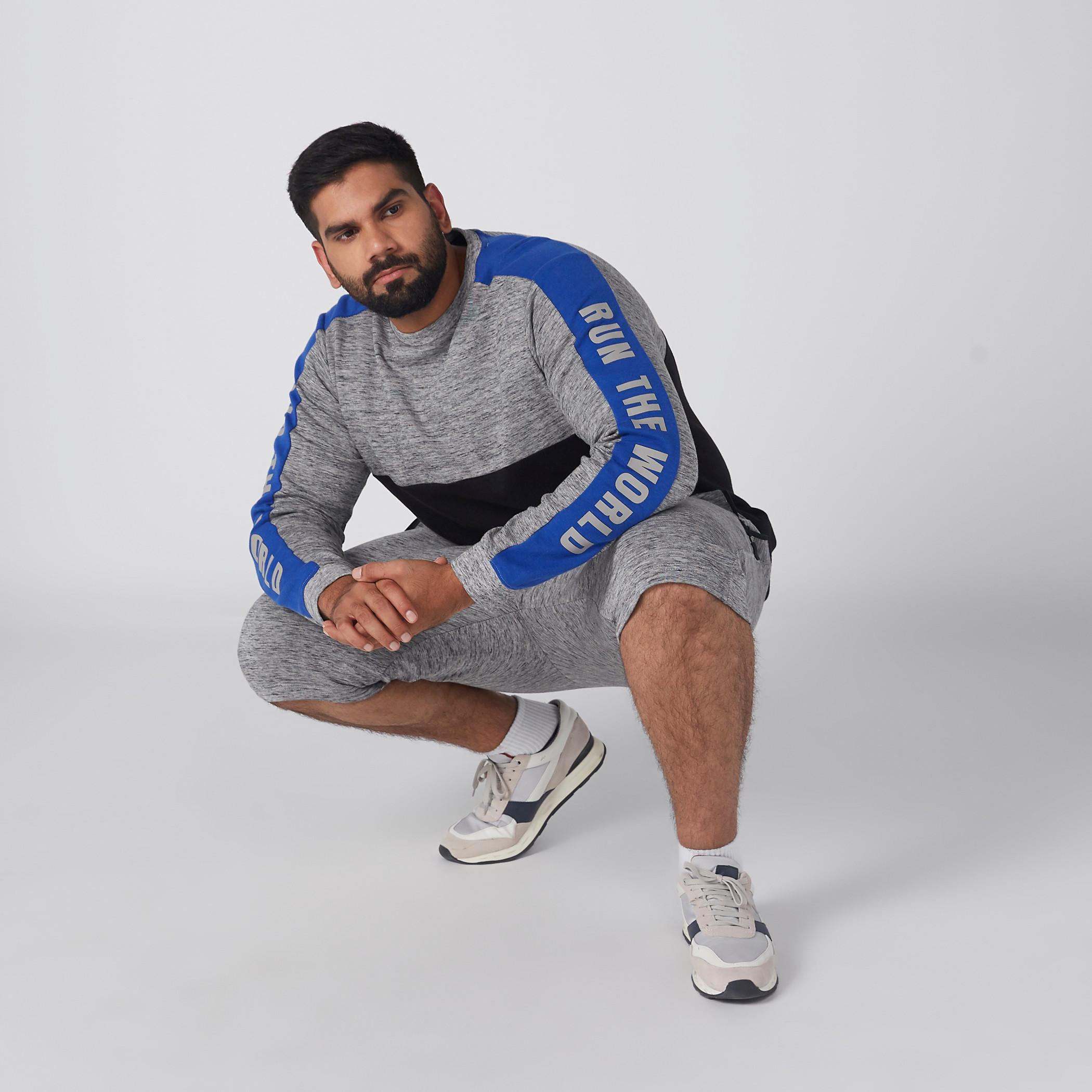 Cut and Sew Sweatshirt with Long Sleeves-men-winterwear-hoodiesandsweatshirts-image-2