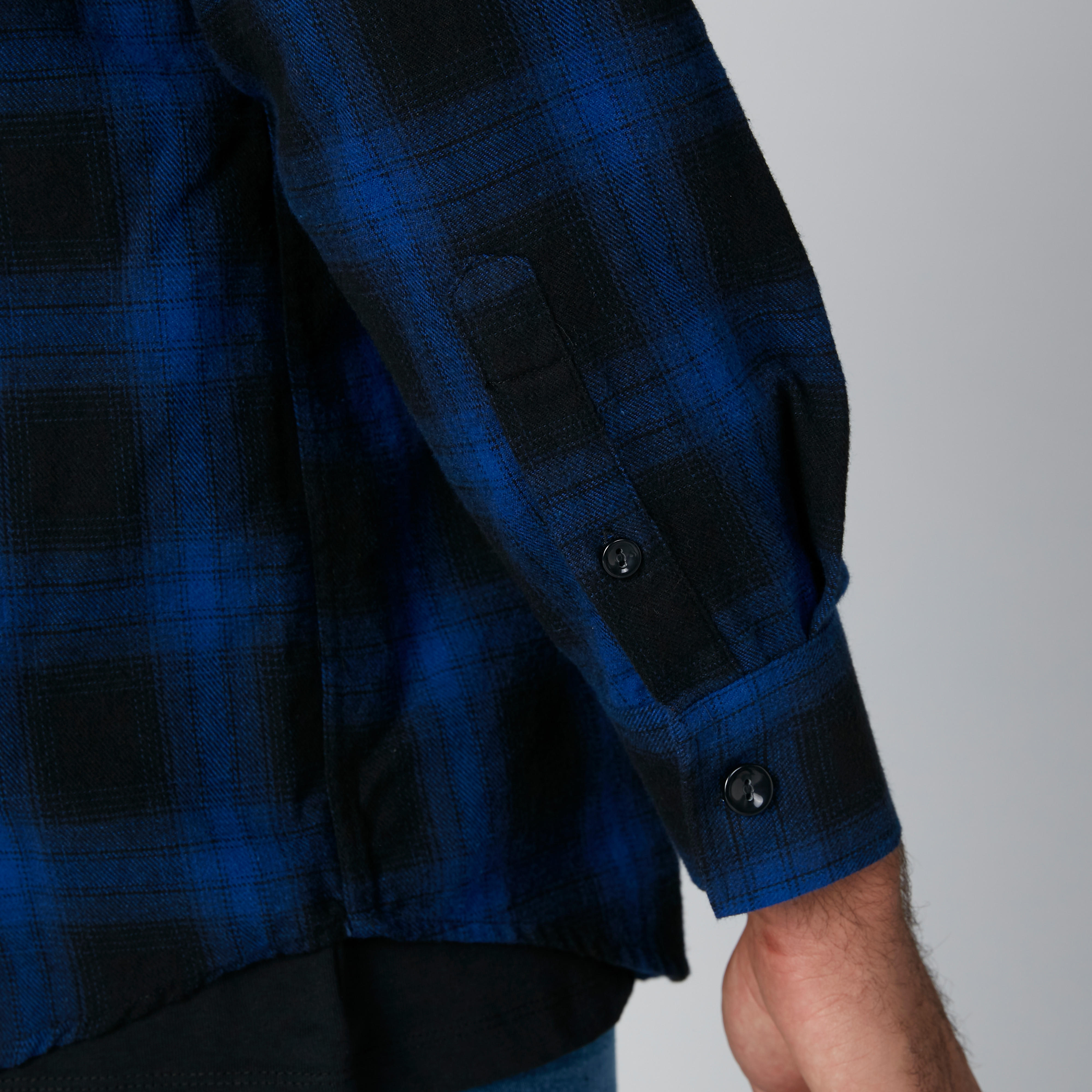 قميص بتصميم كاروهات وأكمام طويلة-men-clothing-shirts-image-1