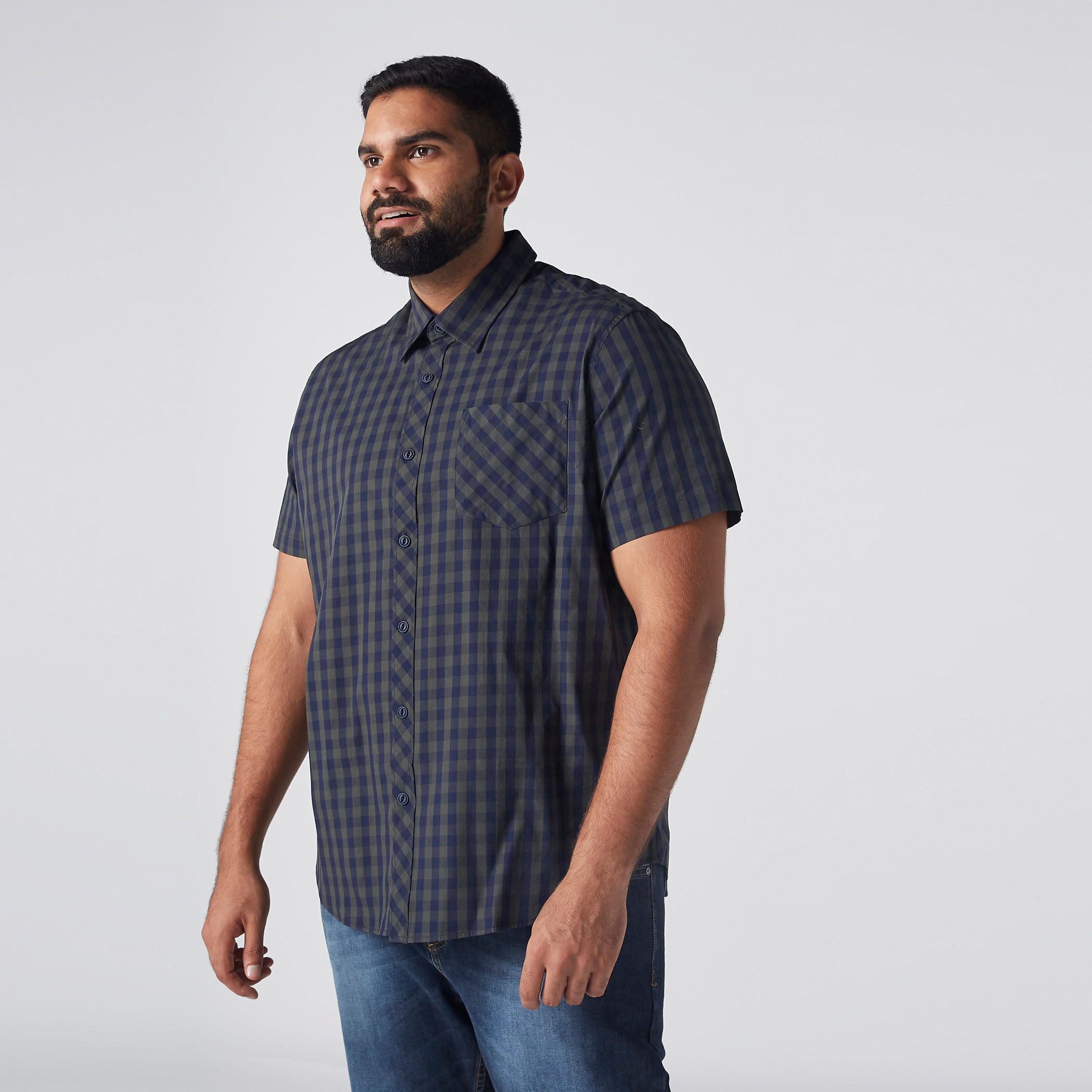 قميص كاروهات بأكمام قصيرة-men-clothing-shirts-image-4
