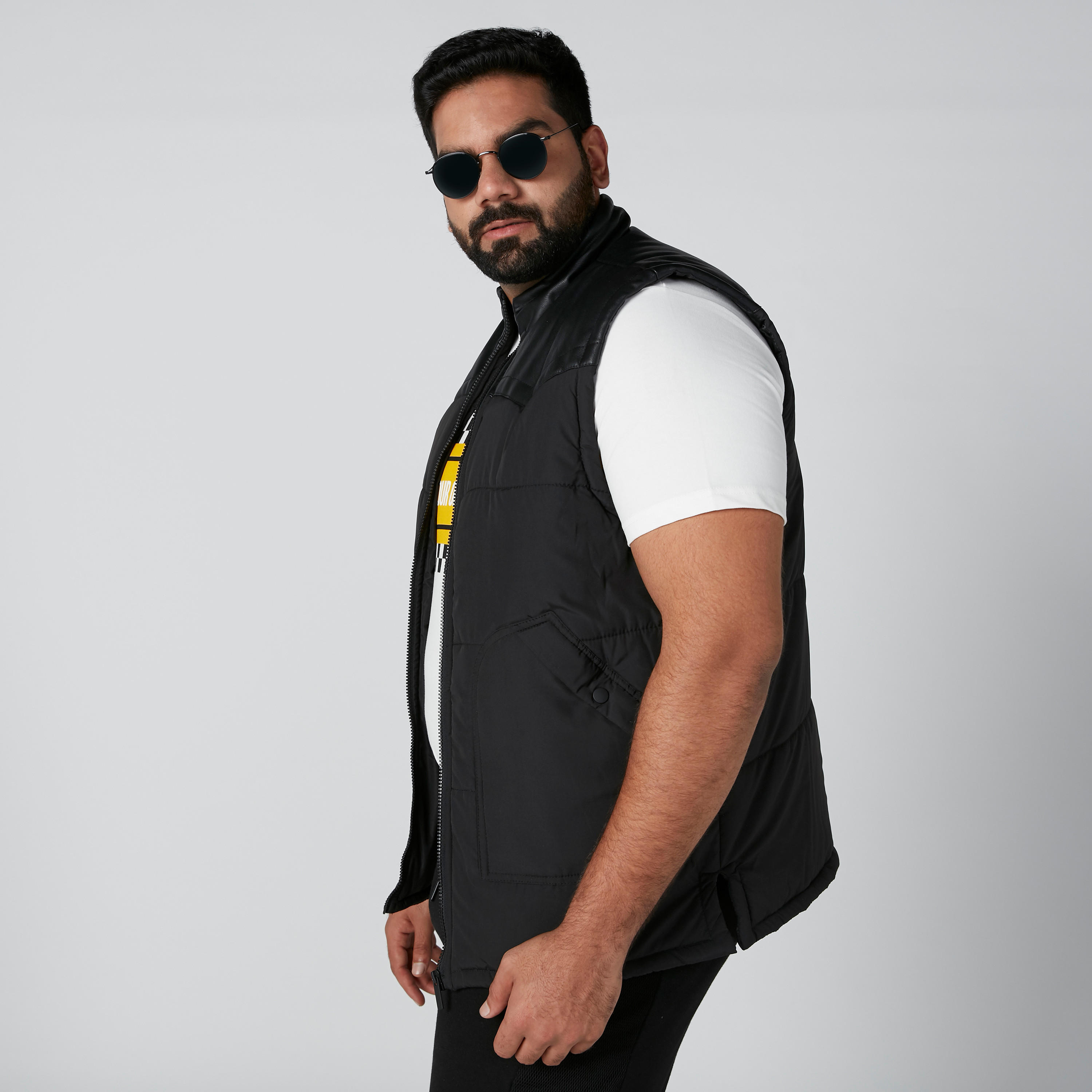 جاكيت دون أكمام بجيوب-men-clothing-jacketsandblazers-jackets-image-4