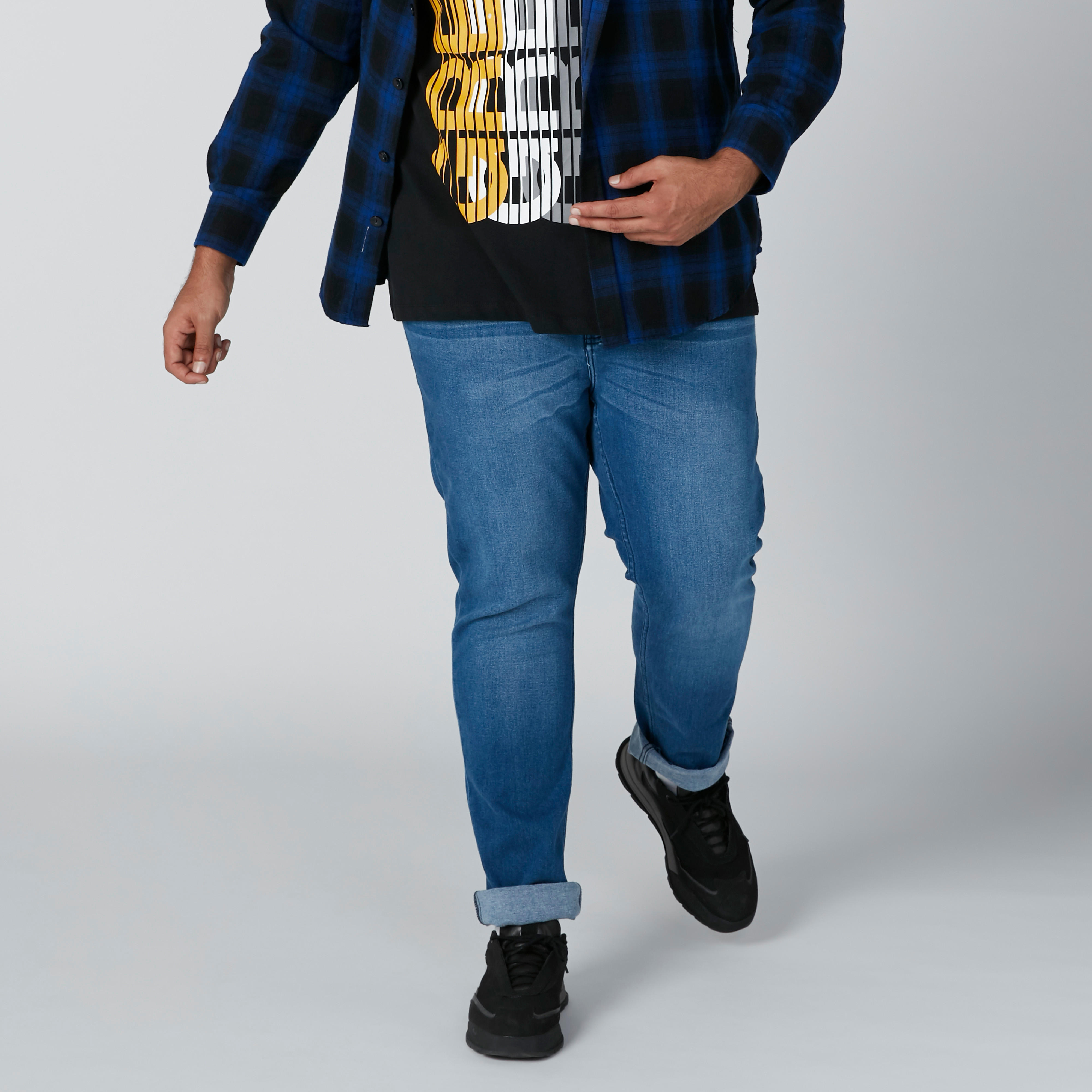 جينز طويل خصر عالٍ بجيوب وعروات حزام-men-clothing-bottoms-jeans-image-3