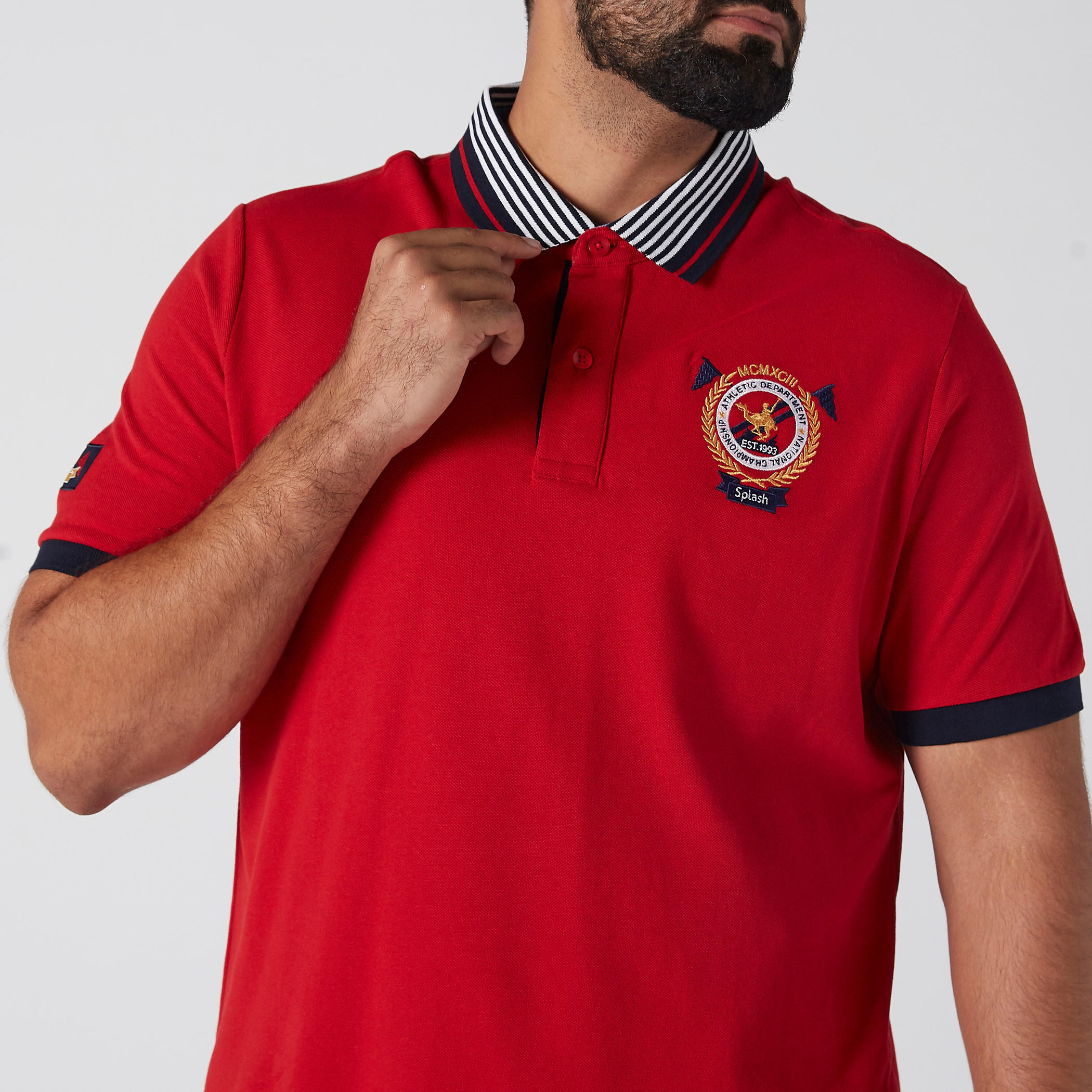 تيشيرت مقلّم بياقة بولو وأكمام قصيرة-men-clothing-tshirtsandpolos-polos-image-4
