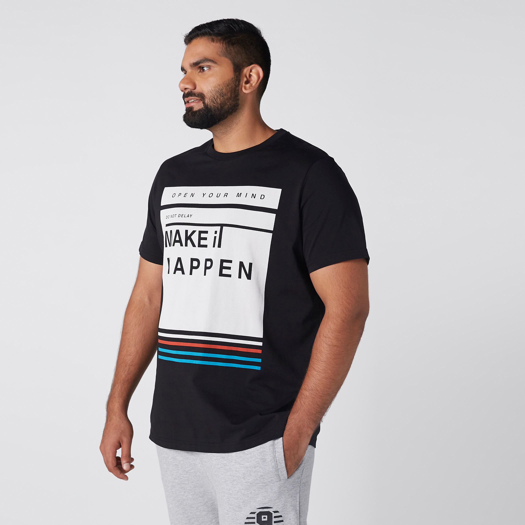 تيشيرت بياقة ضيّقة وأكمام قصيرة وطبعات-men-clothing-tshirtsandpolos-tshirts-image-1