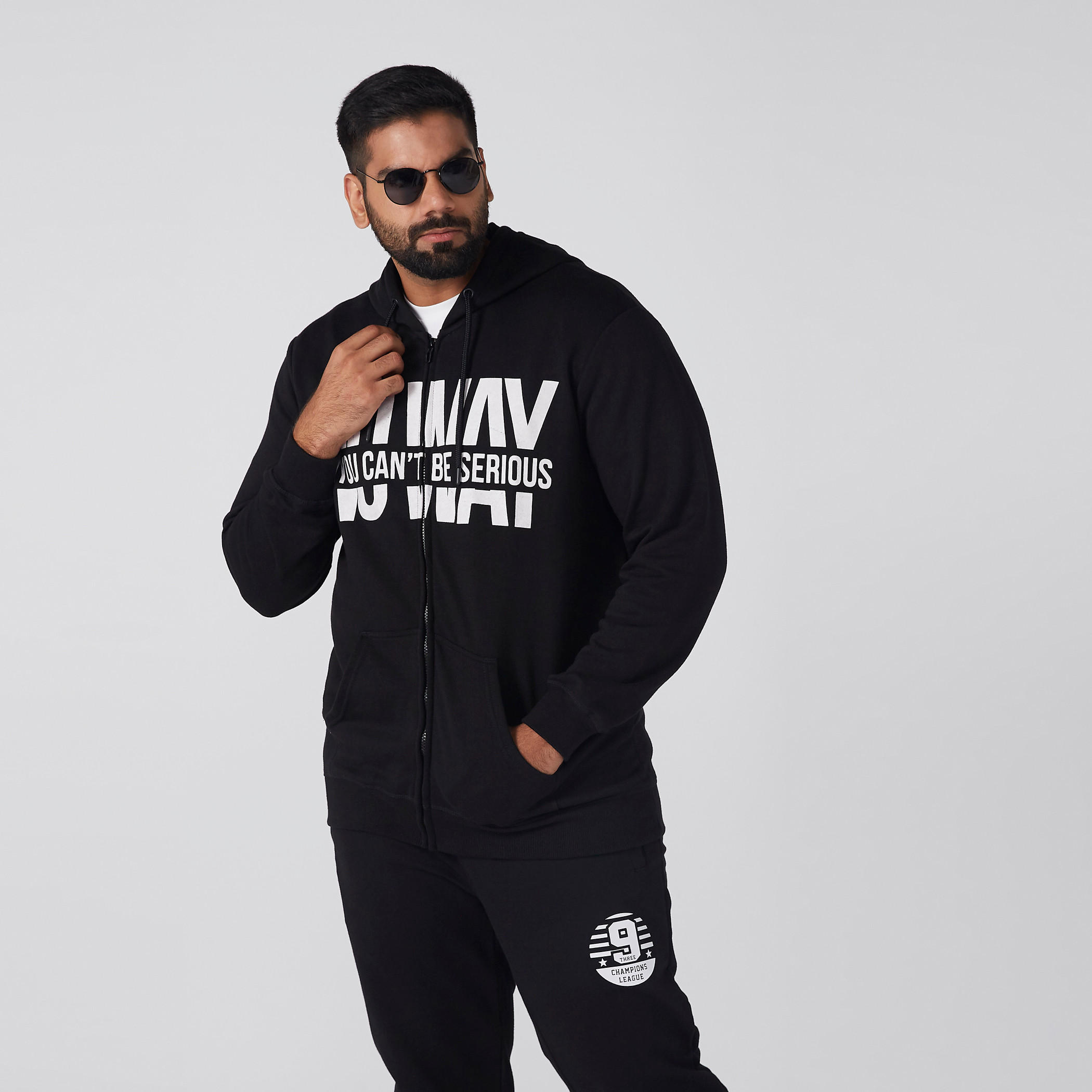 سويت شيرت بقبعة وأكمام طويلة وطبعات-men-clothing-jacketsandblazers-jackets-image-6