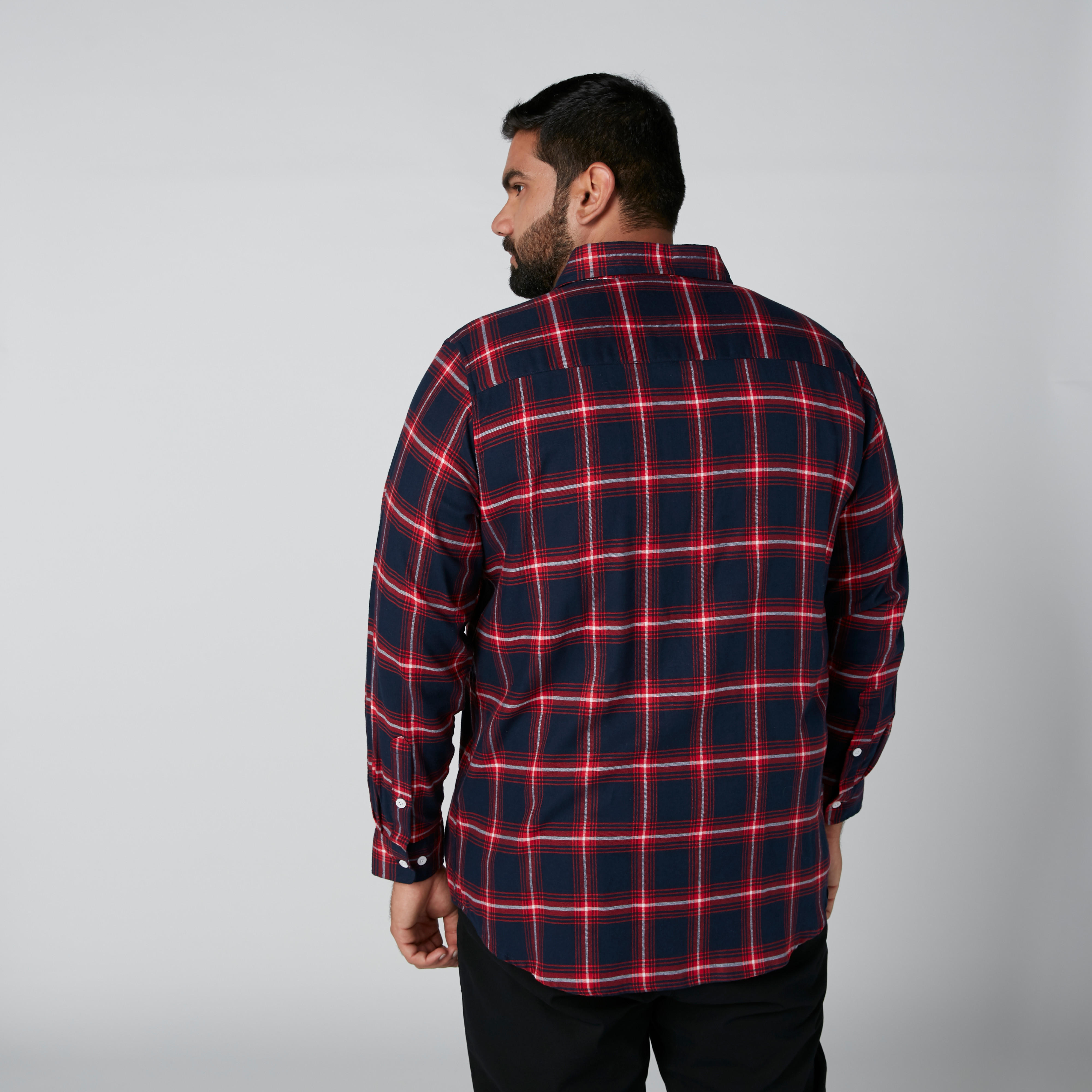 قميص كاروهات بأكمام طويلة وأزرار-men-clothing-shirts-image-1