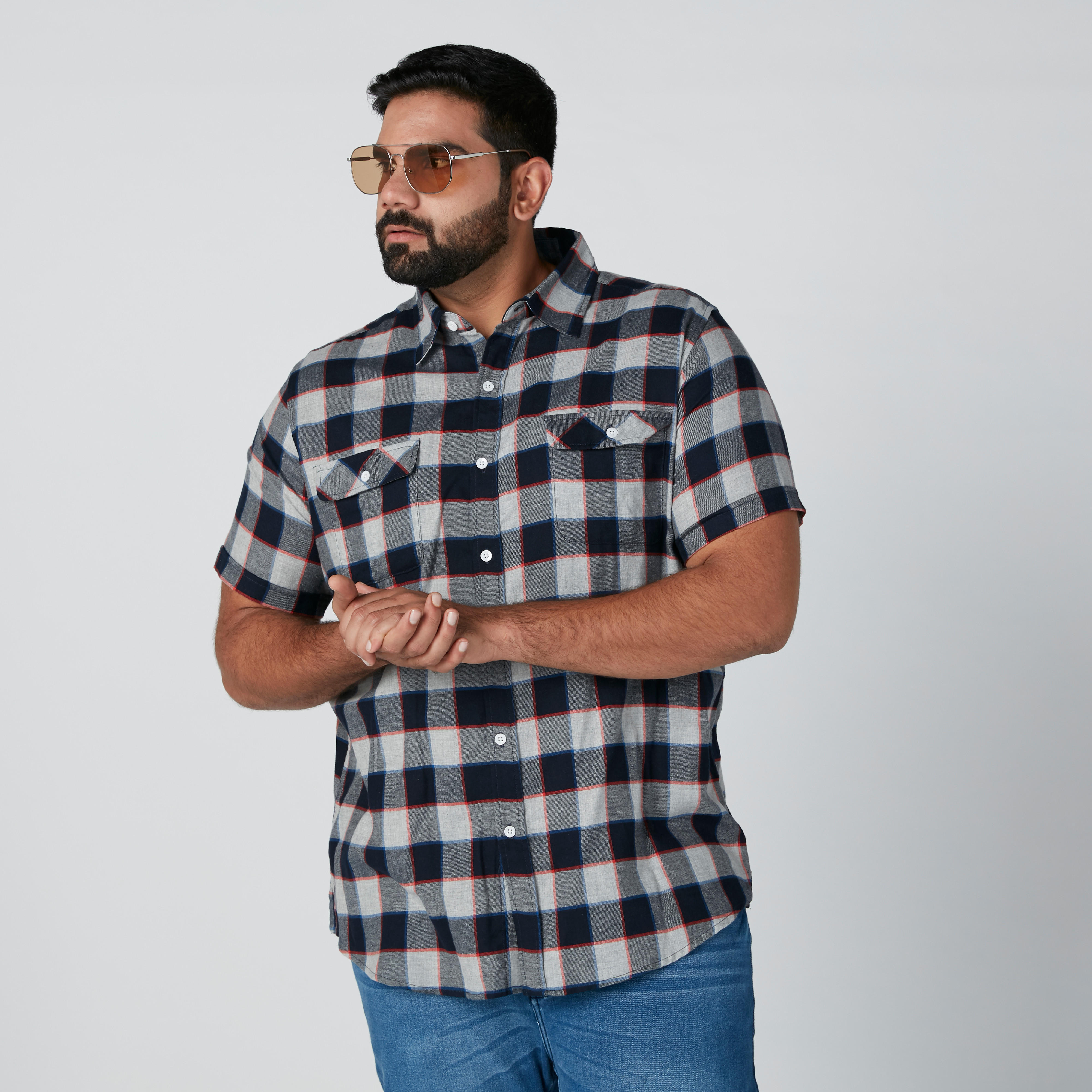 قميص كاروهات بأكمام قصيرة وأزرار-men-clothing-shirts-image-1