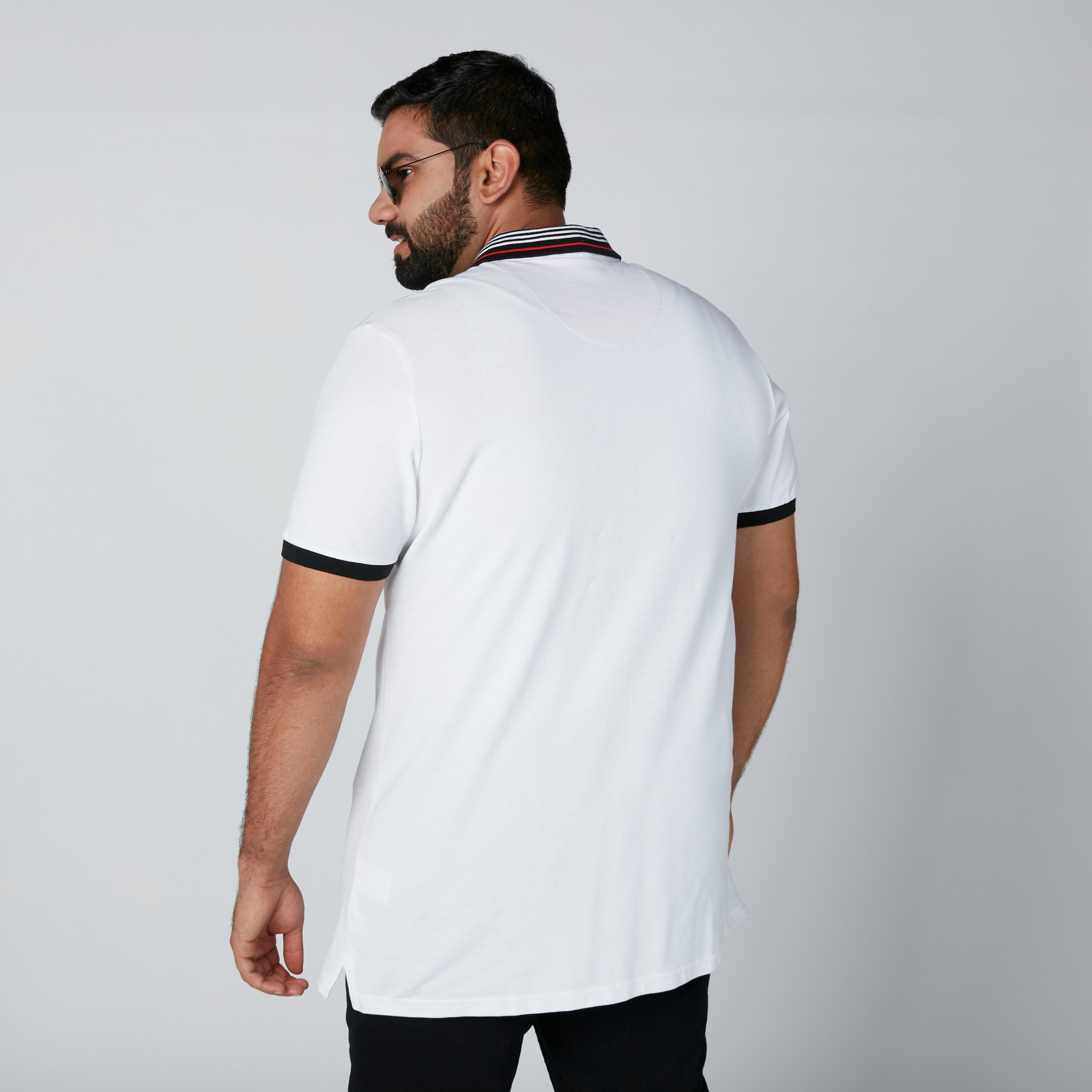 تيشيرت مطرّز بياقة بولو-men-clothing-tshirtsandpolos-polos-image-4