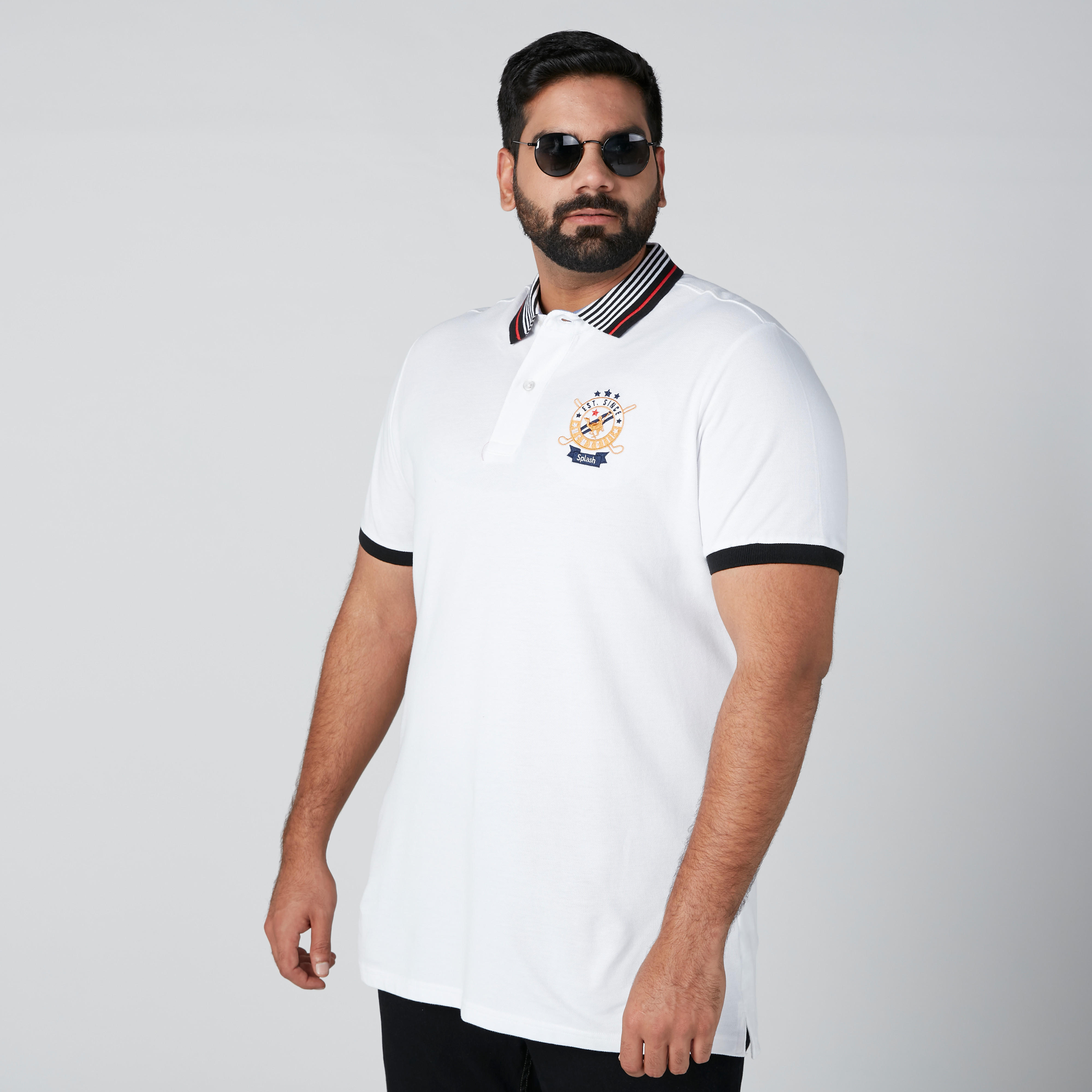 تيشيرت مطرّز بياقة بولو-men-clothing-tshirtsandpolos-polos-image-1