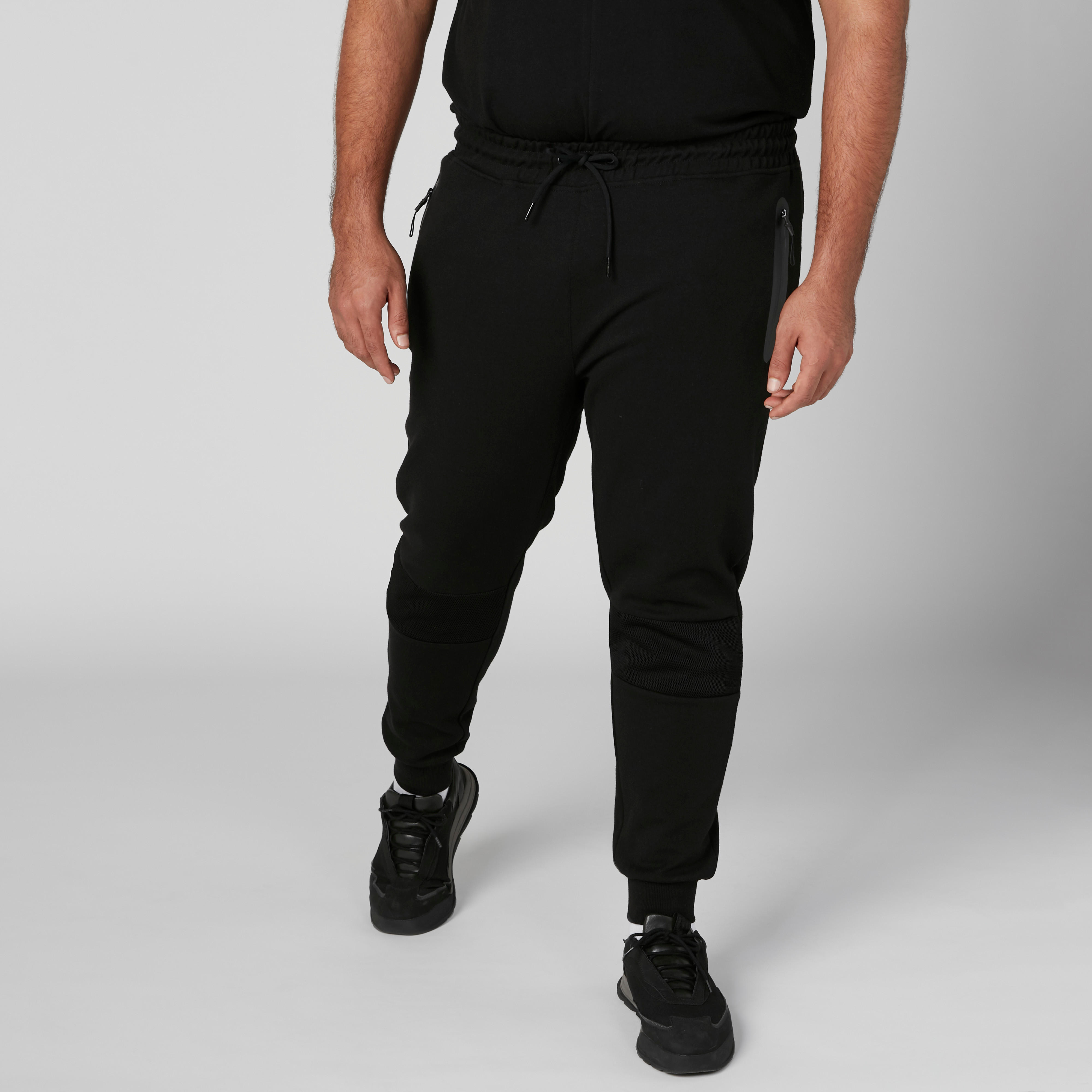 بنطال رياضي برباط وجيوب-men-clothing-bottoms-joggers-image-3