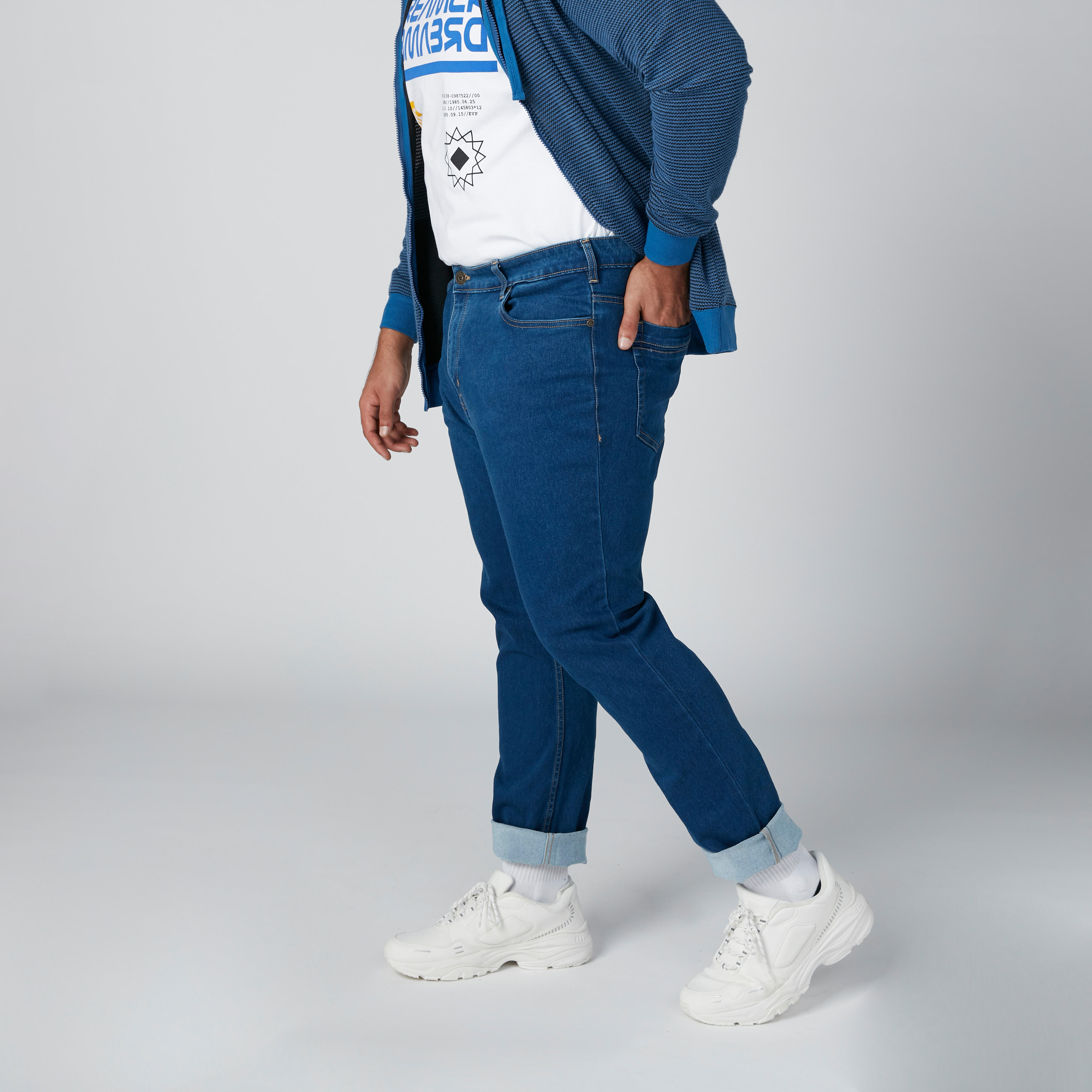 بنطال جينز بقصّة عادية وجيوب-men-clothing-bottoms-jeans-image-4