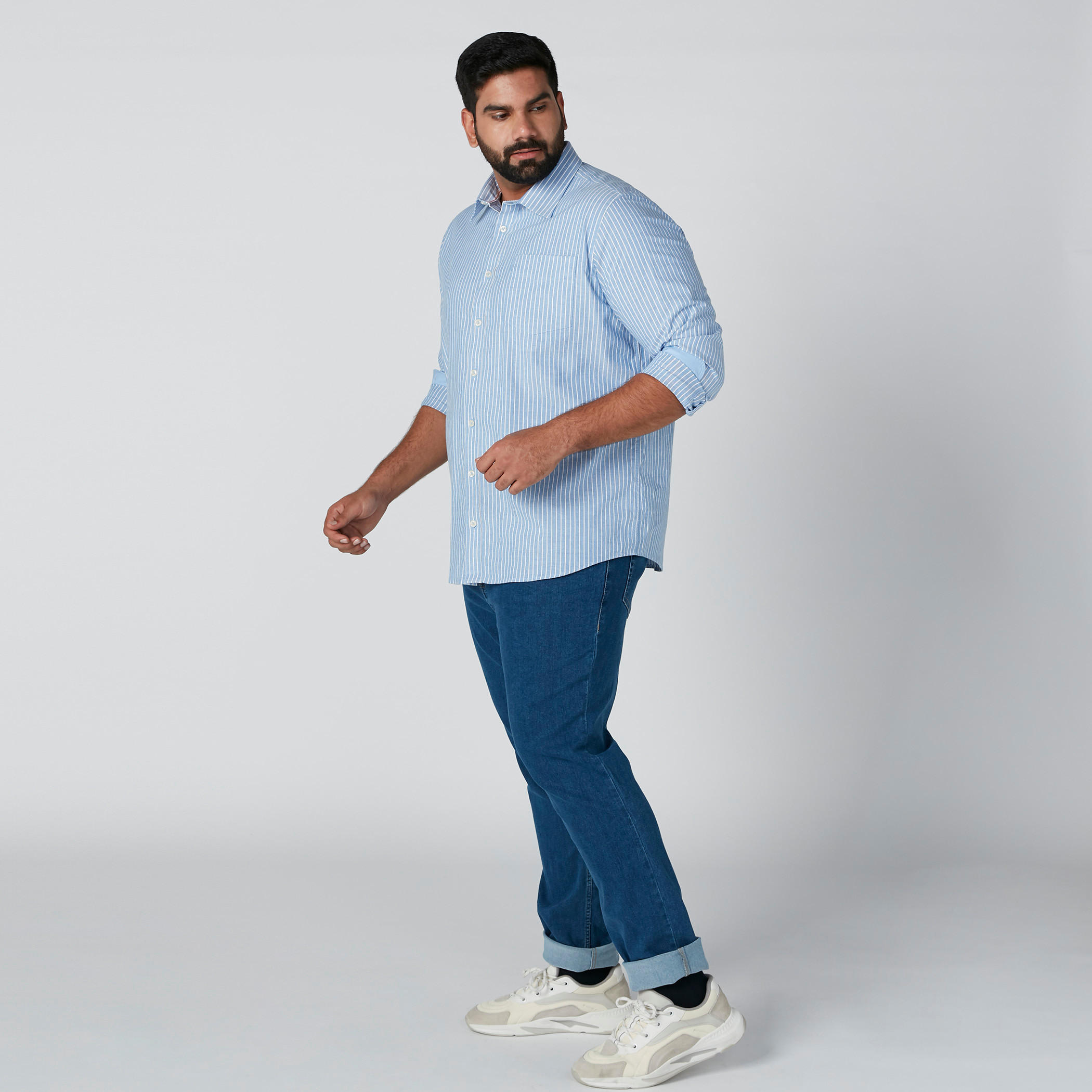 قميص مقلّم بقصّة عاديّة-men-clothing-shirts-image-2
