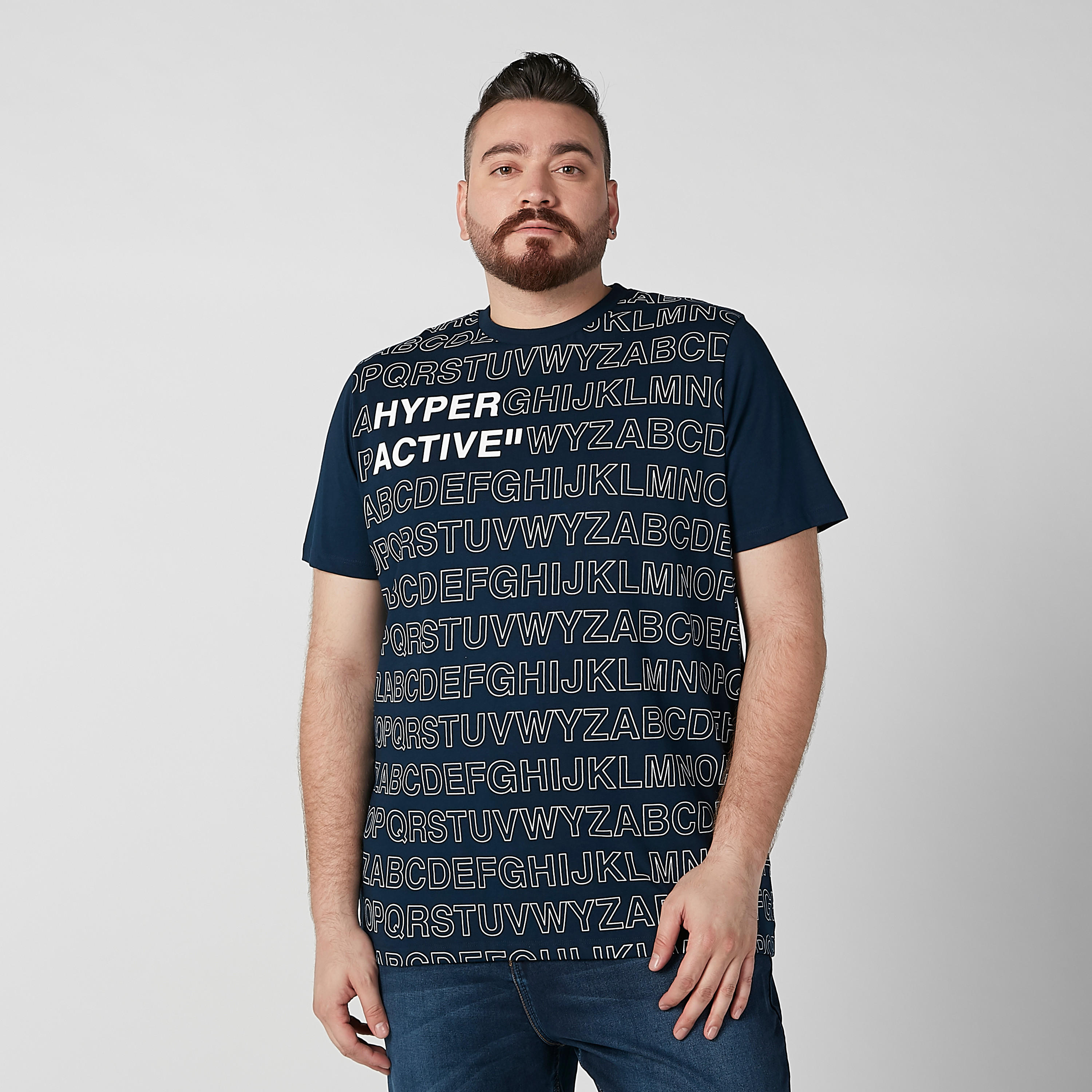 تيشيرت بياقة مستديرة وأكمام قصيرة وطبعات-men-clothing-tshirtsandpolos-tshirts-image-2