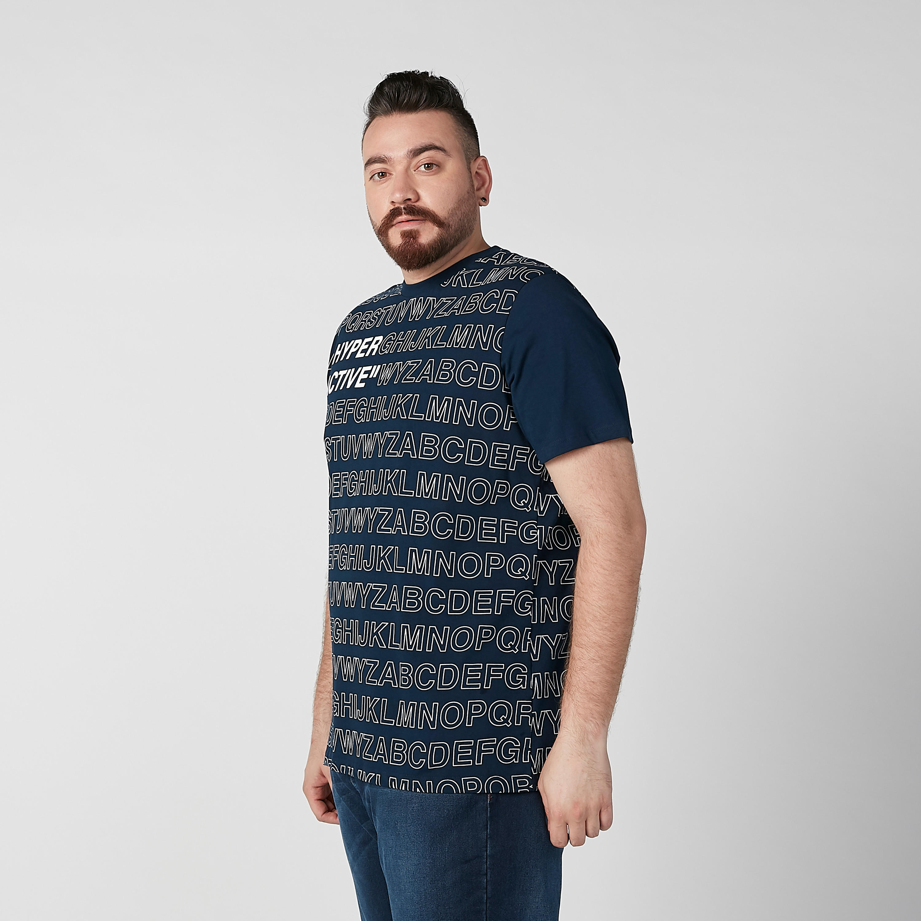تيشيرت بياقة مستديرة وأكمام قصيرة وطبعات-men-clothing-tshirtsandpolos-tshirts-image-1