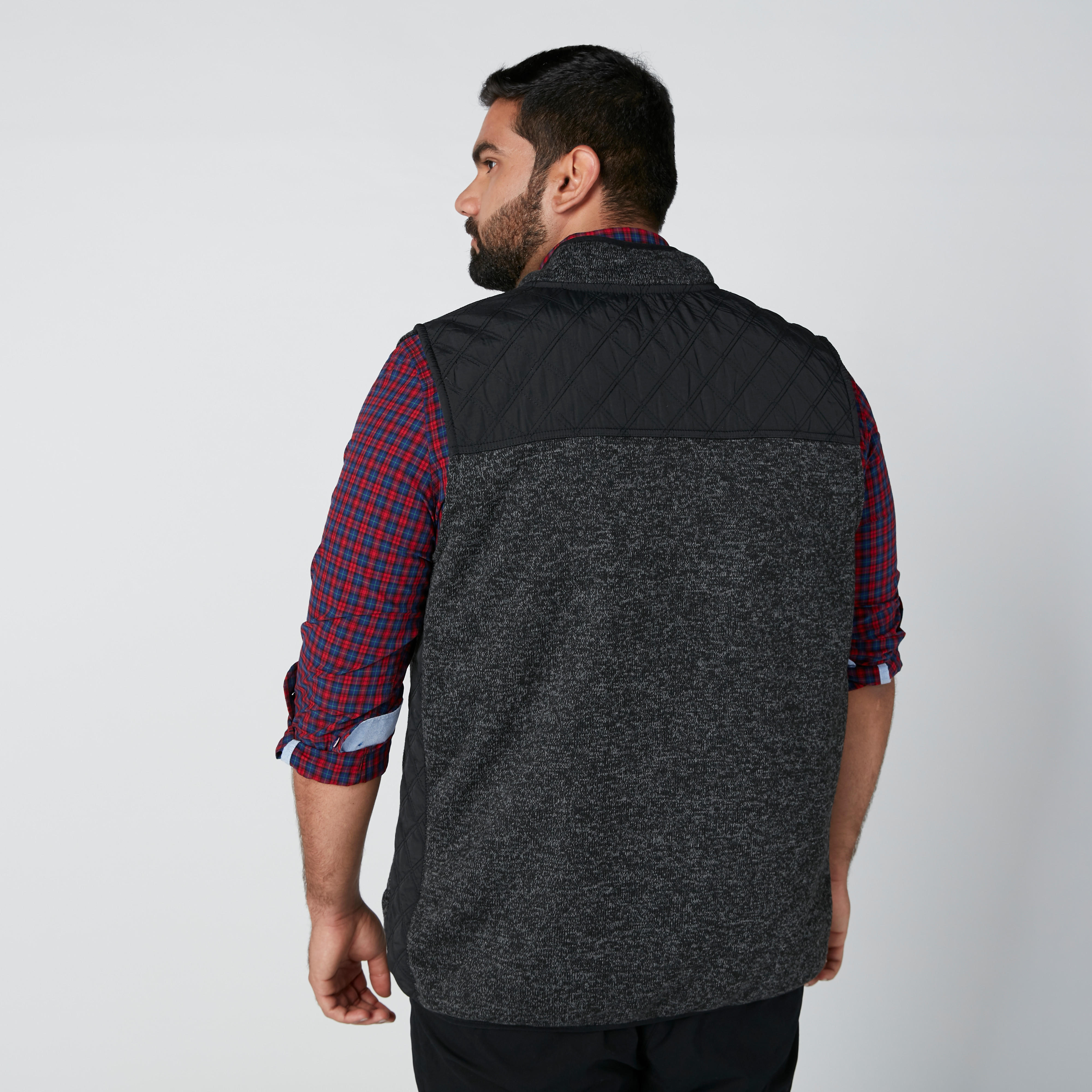 Textured Sleeveless Jacket with Pocket Detail-men-clothing-jacketsandblazers-jackets-image-2