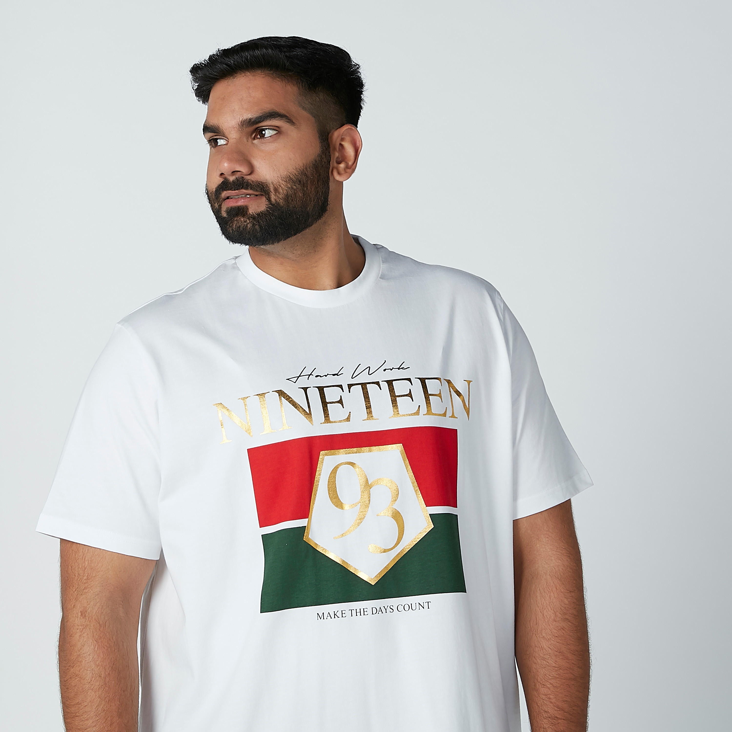 تيشيرت مستدام بياقة ضيّقة وأكمام قصيرة وطبعات-men-clothing-tshirtsandpolos-tshirts-image-4