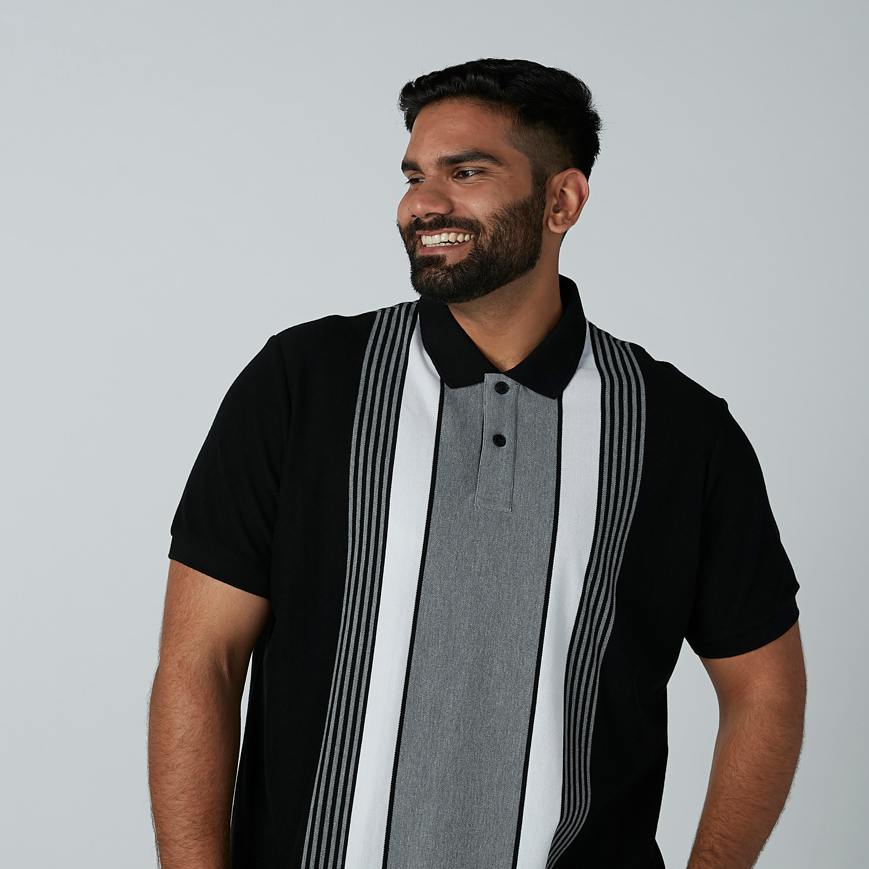 تيشيرت مقلّم بياقة بولو وأكمام قصيرة-men-clothing-tshirtsandpolos-polos-image-1