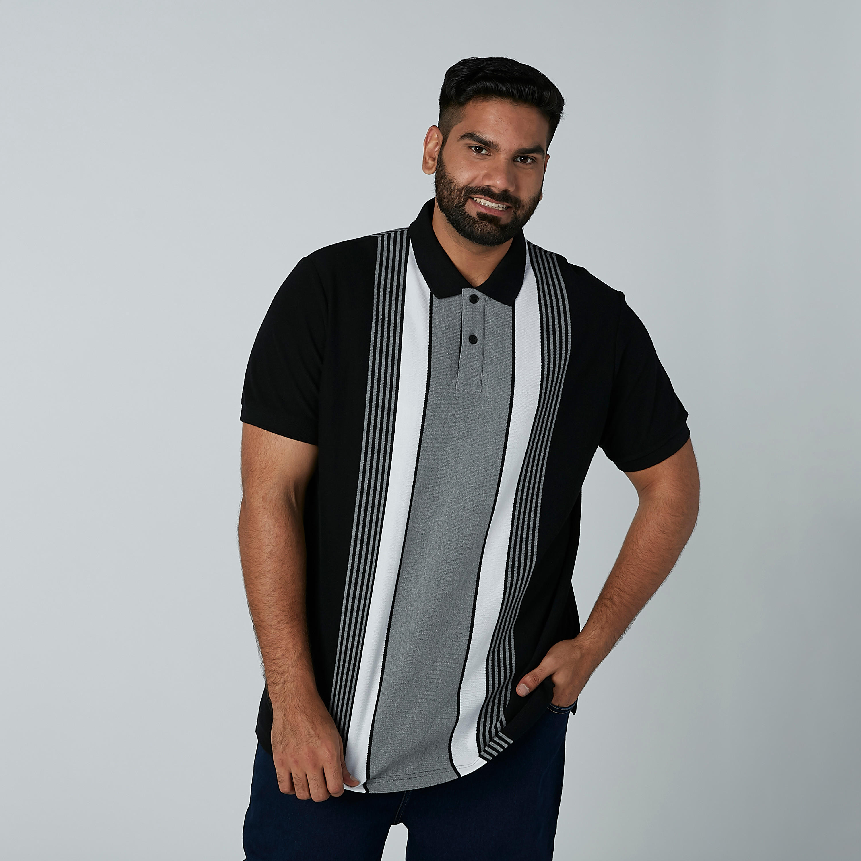 تيشيرت مقلّم بياقة بولو وأكمام قصيرة-men-clothing-tshirtsandpolos-polos-image-2