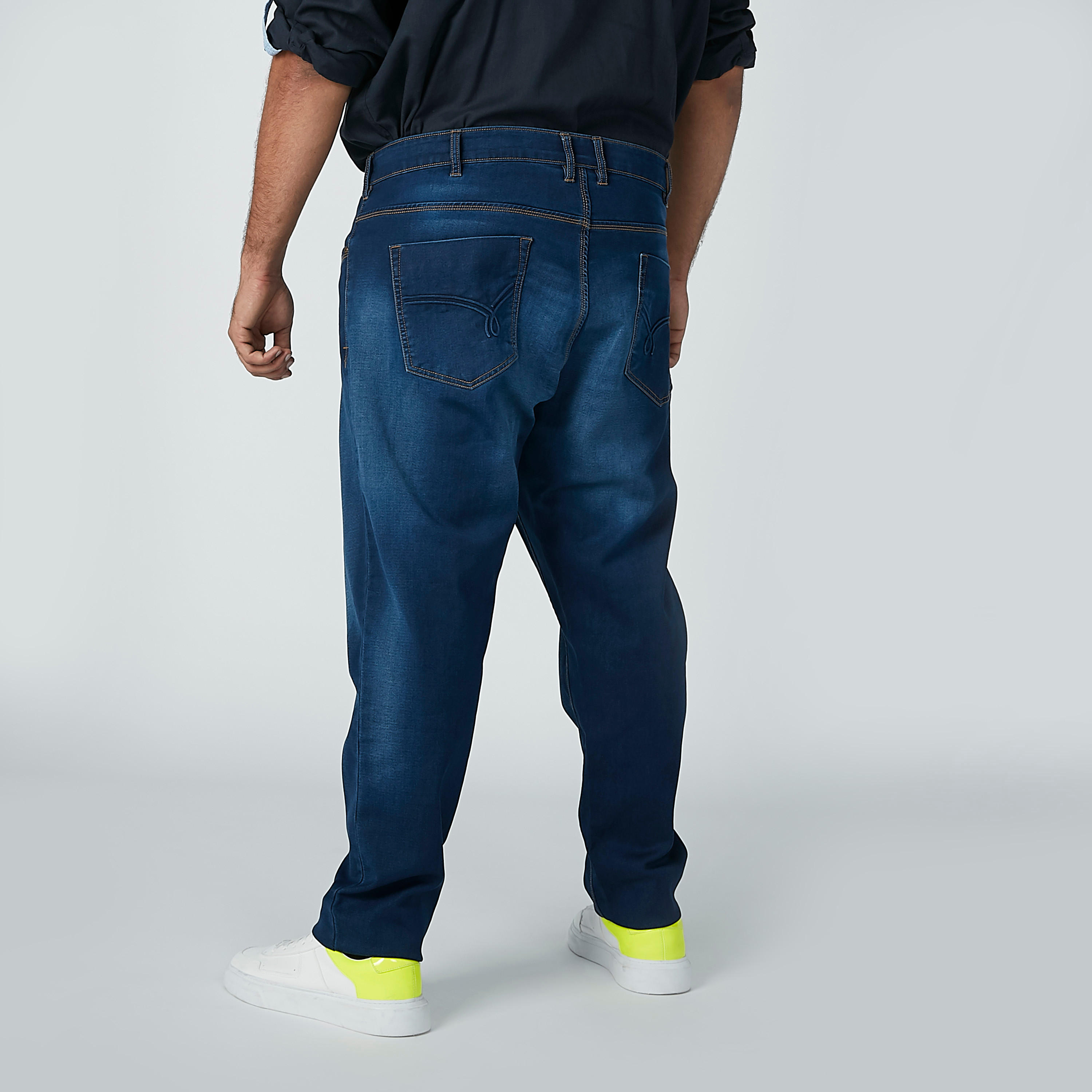 بنطال جينز طويل بجيوب-men-clothing-bottoms-jeans-image-4