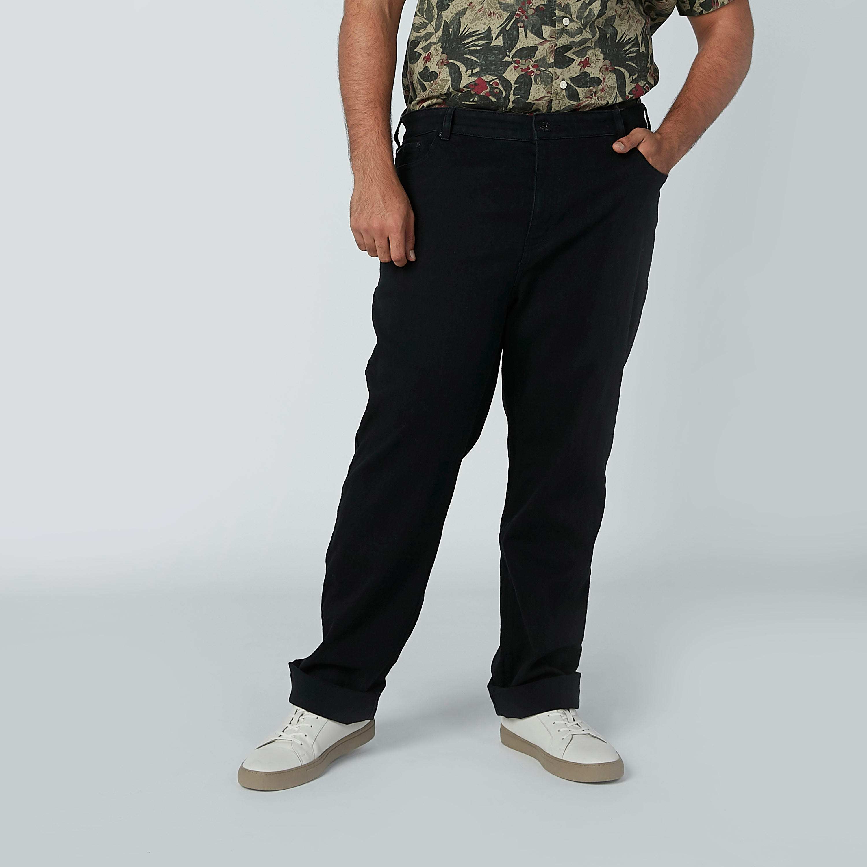 بنطلون جينز بخصر متوسط الارتفاع وجيوب-men-clothing-bottoms-jeans-image-1