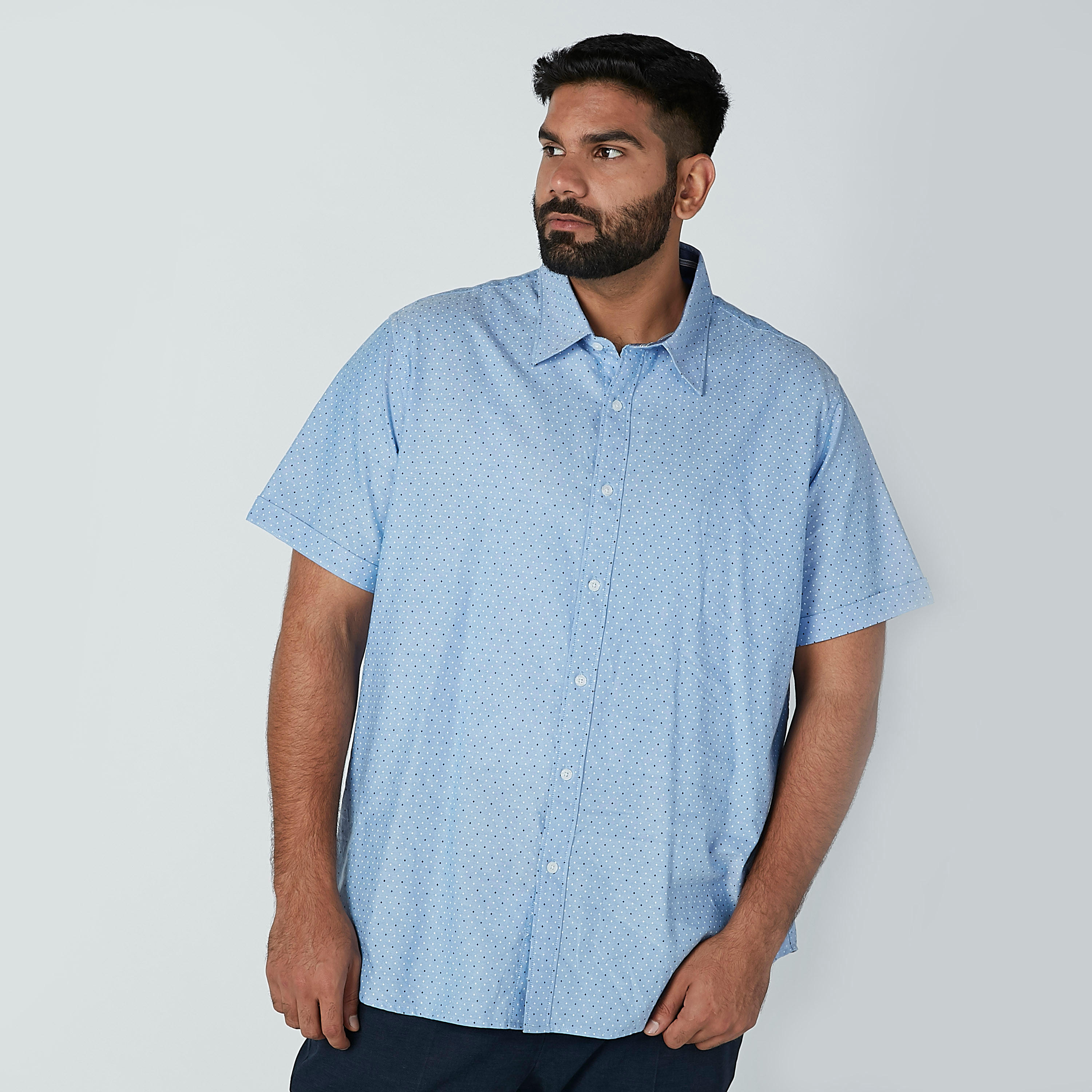 قميص بأكمام قصيرة وأزرار وطبعات-men-clothing-shirts-image-3
