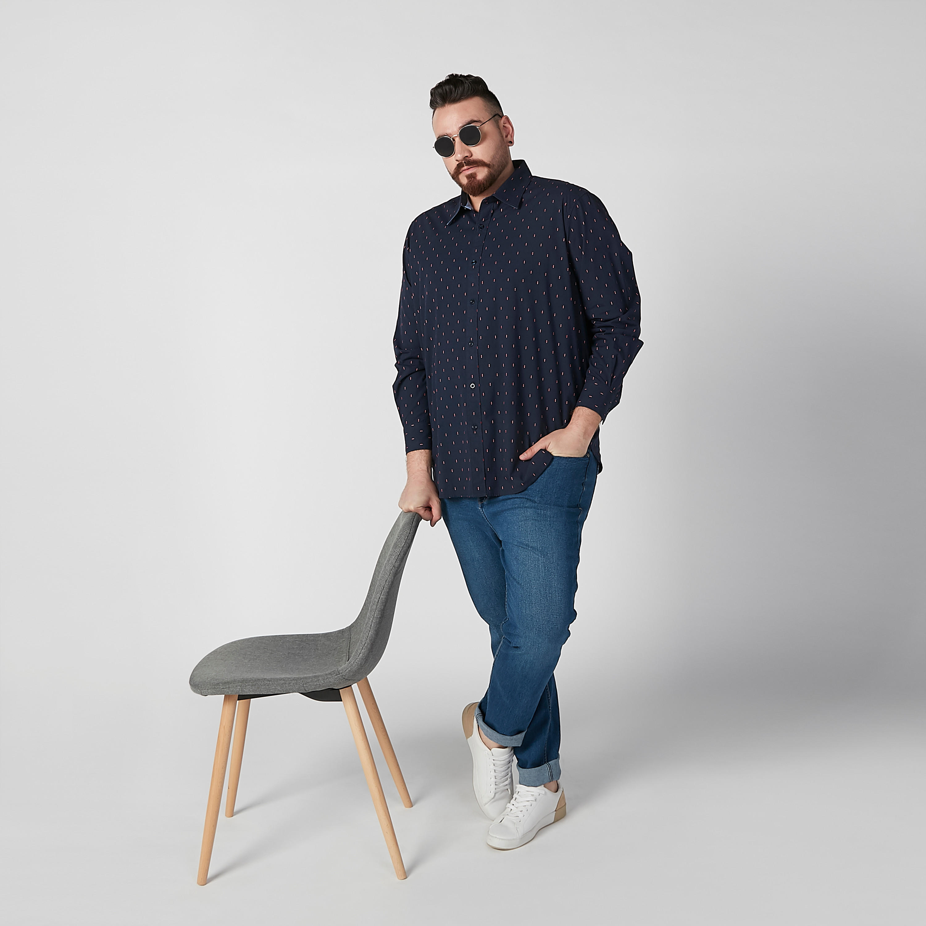 قميص بياقة عاديّة وأكمام طويلة وطبعات-men-clothing-shirts-image-2