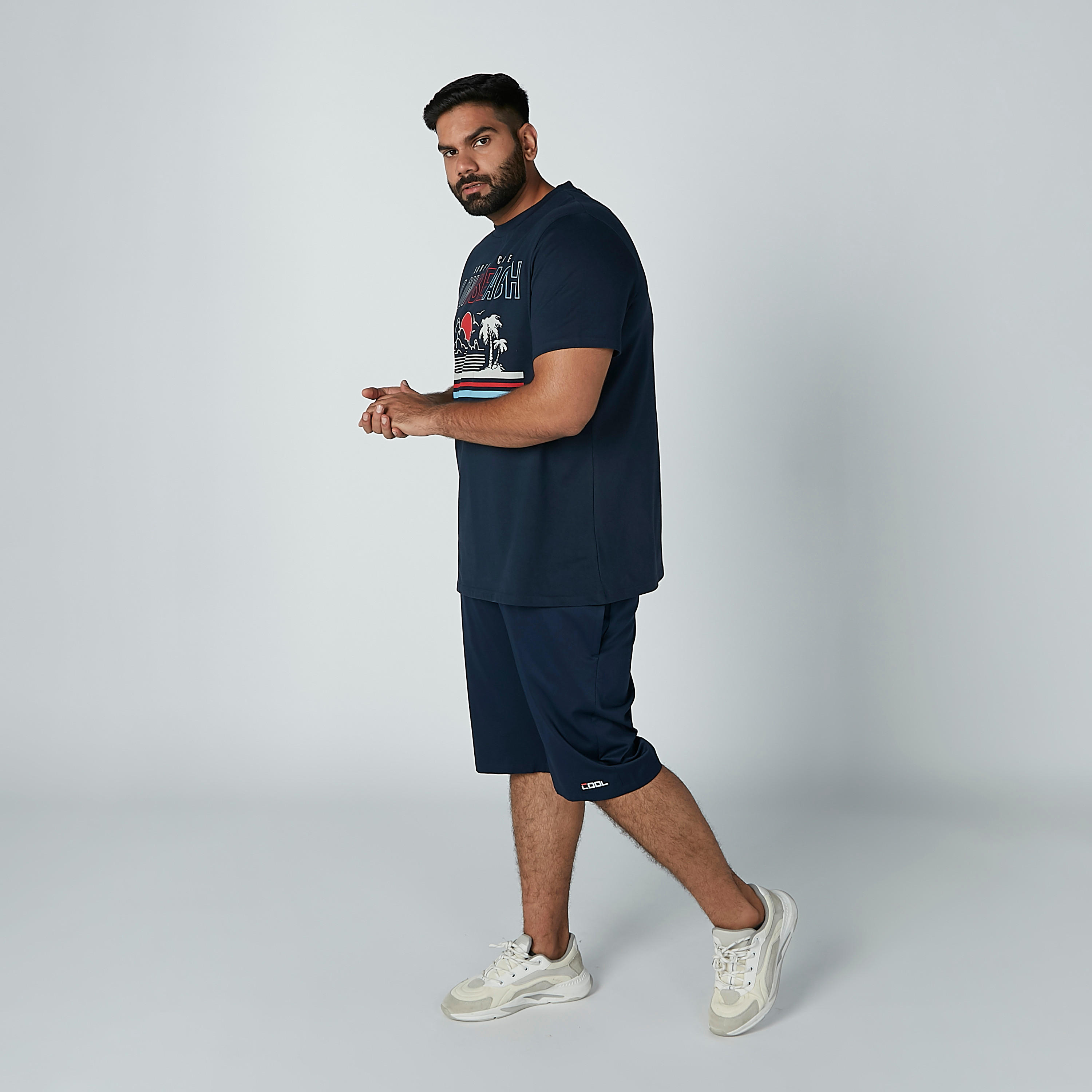 Pocket Detail Shorts with Drawstring-men-clothing-bottoms-shorts-image-4