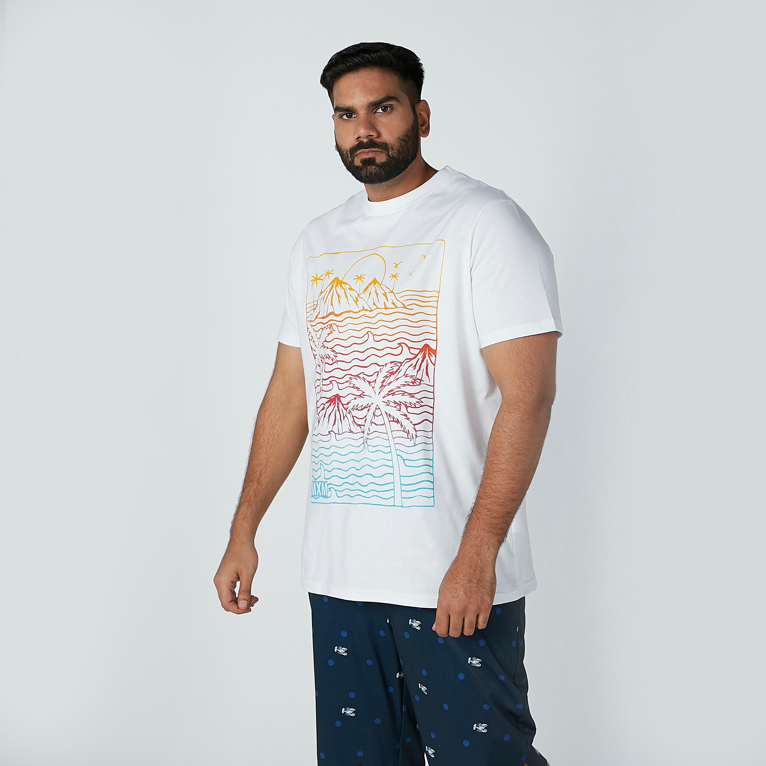 تيشيرت بياقة مستديرة وأكمام قصيرة وطبعات-men-clothing-tshirtsandpolos-tshirts-image-2